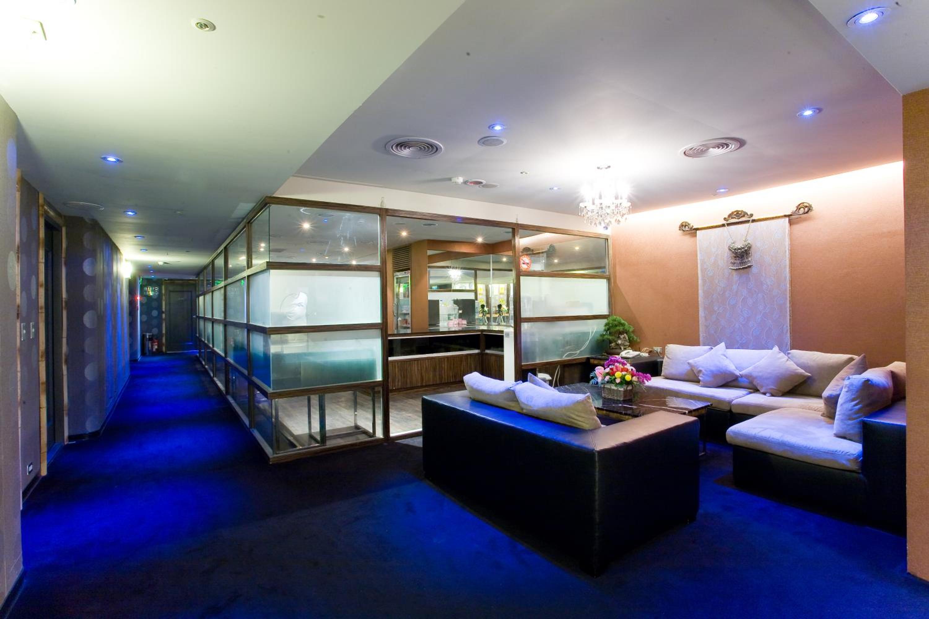 H.M.Hotel