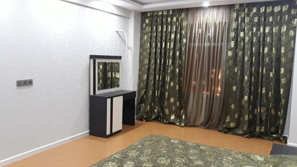 3 bedrooms Nizami Street 11