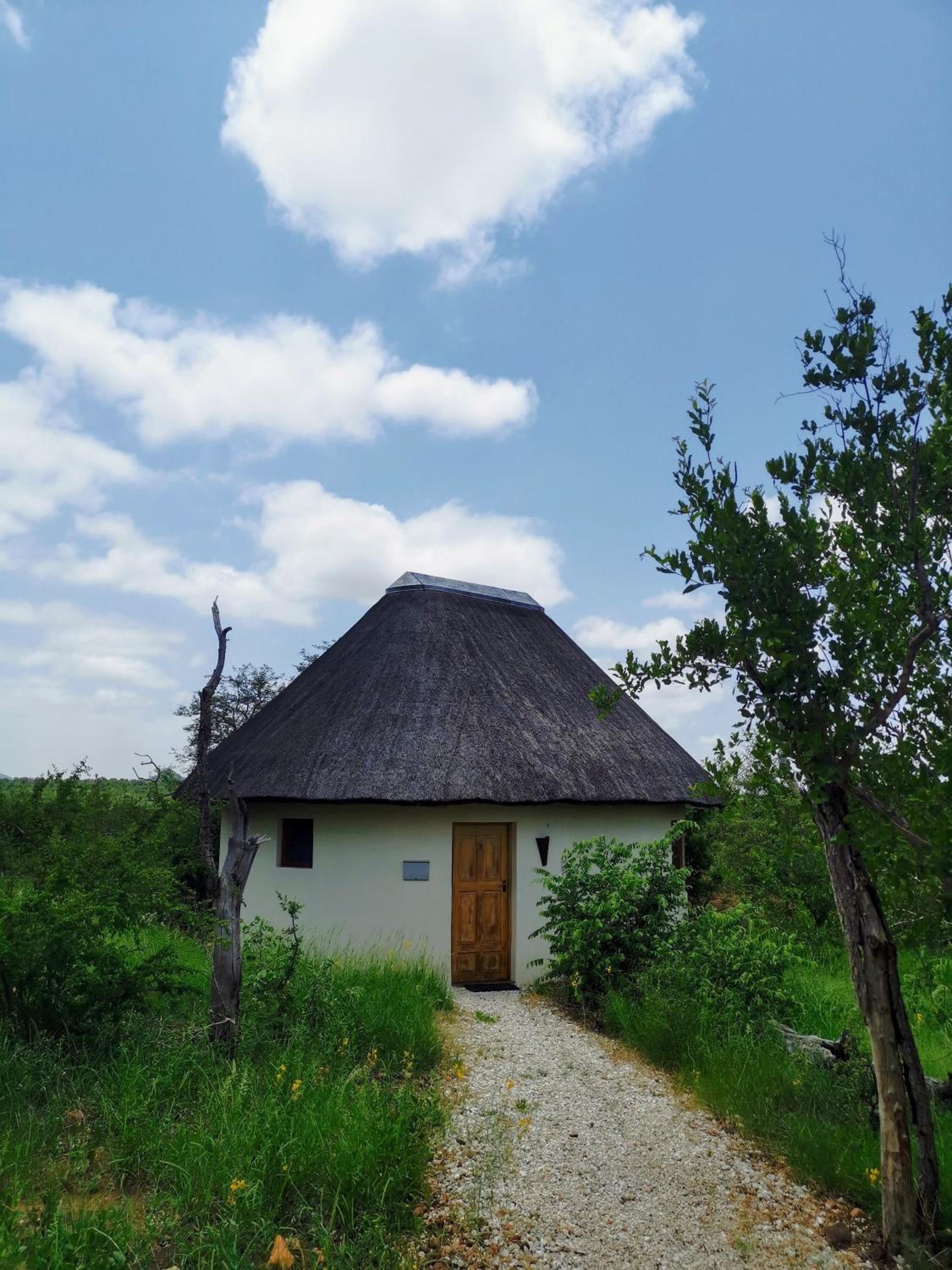 Mbizi Bush Lodge