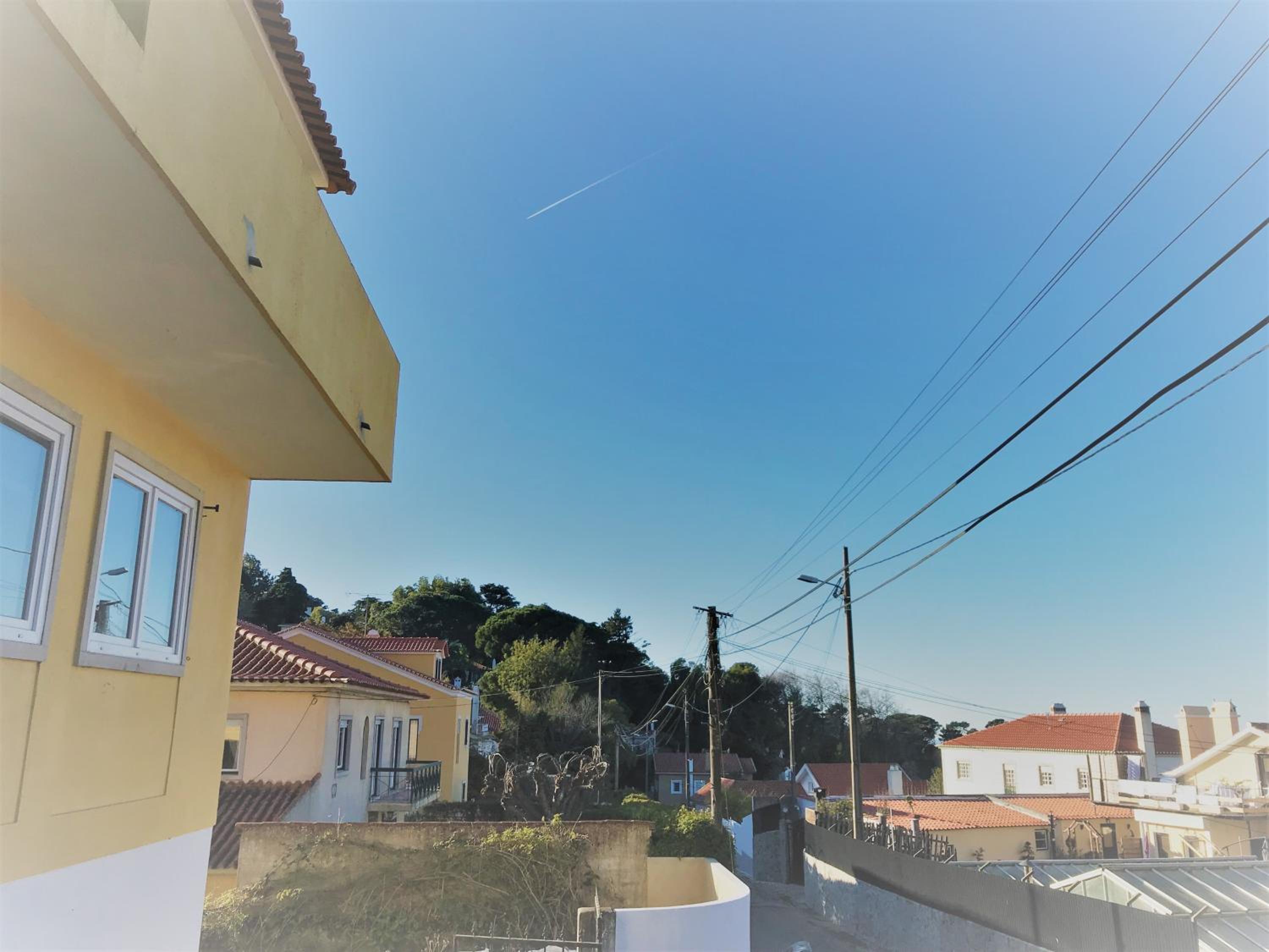 Sintra Sweet Apartment II - Free Parking view 2