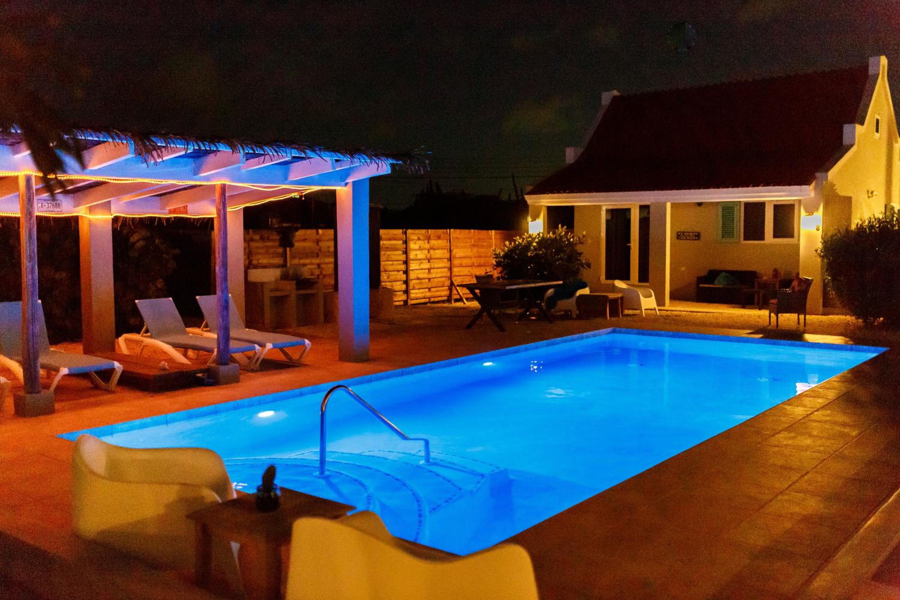 Aruba Boutique Apartments - Adults Only
