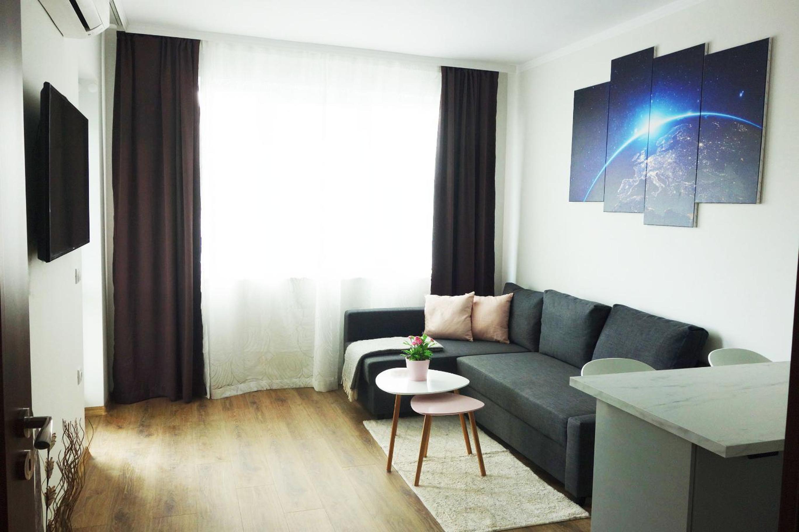 Super Central Luxury Apartments