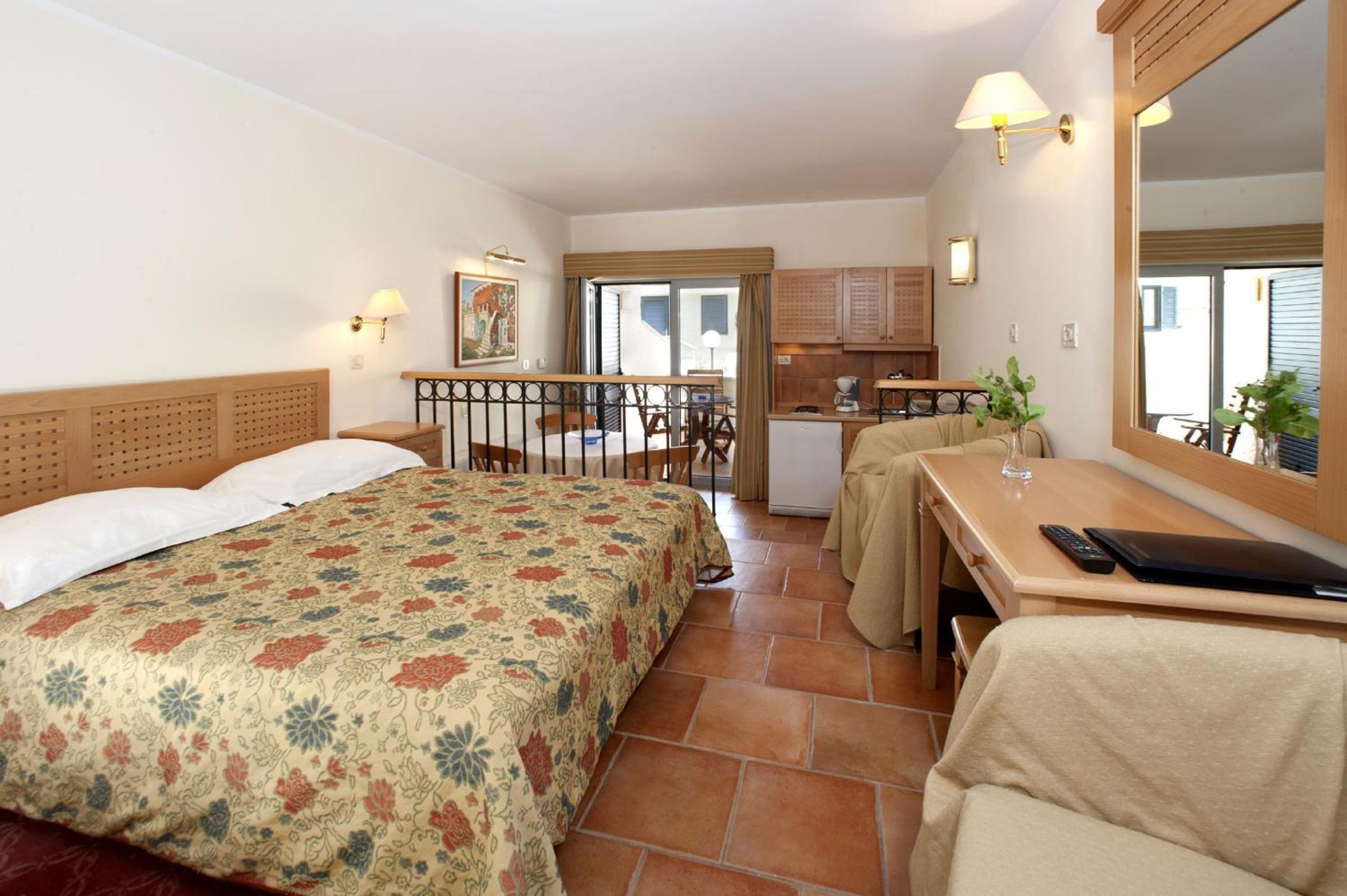 Apartments Bellevue Plava Laguna - Property Image 11