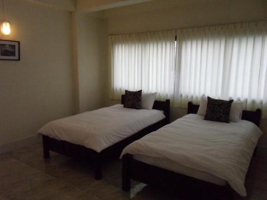 Albatross Guesthouse @ Thungwualaen Beach