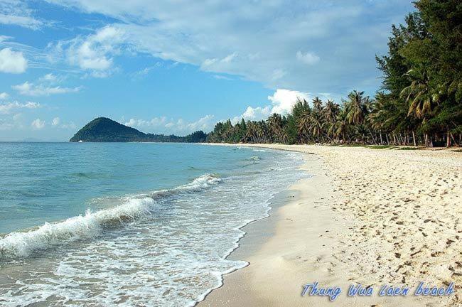 Albatross Guesthouse @ Thungwualaen Beach