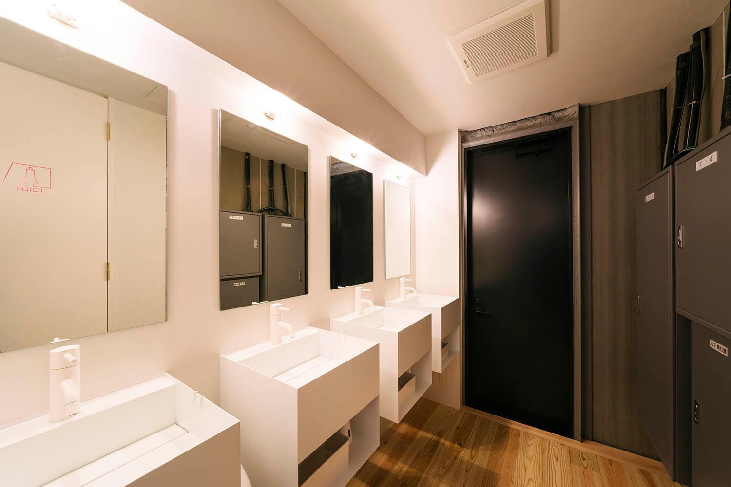 MANGA ART HOTEL, TOKYO