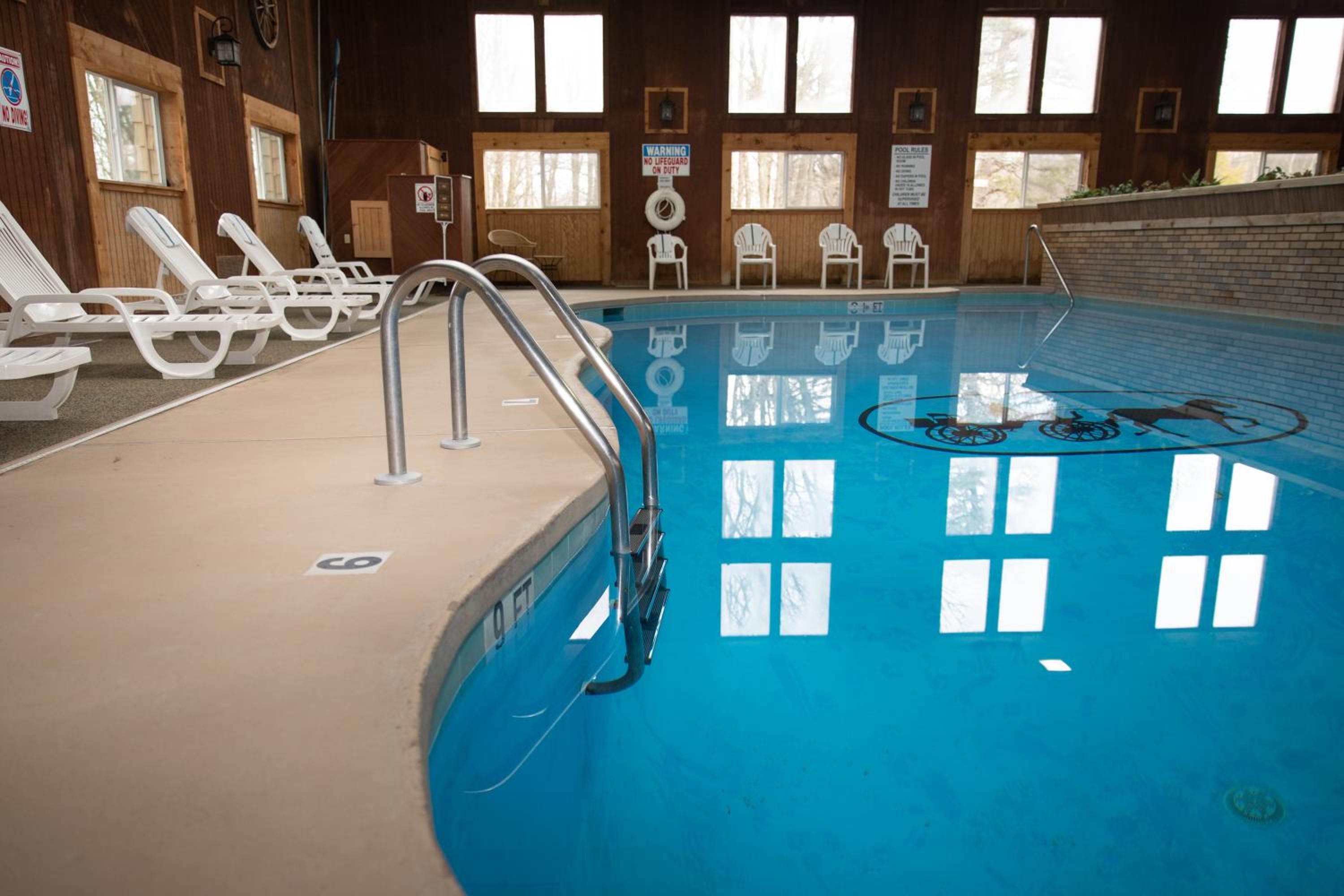 Carriage House Country Club