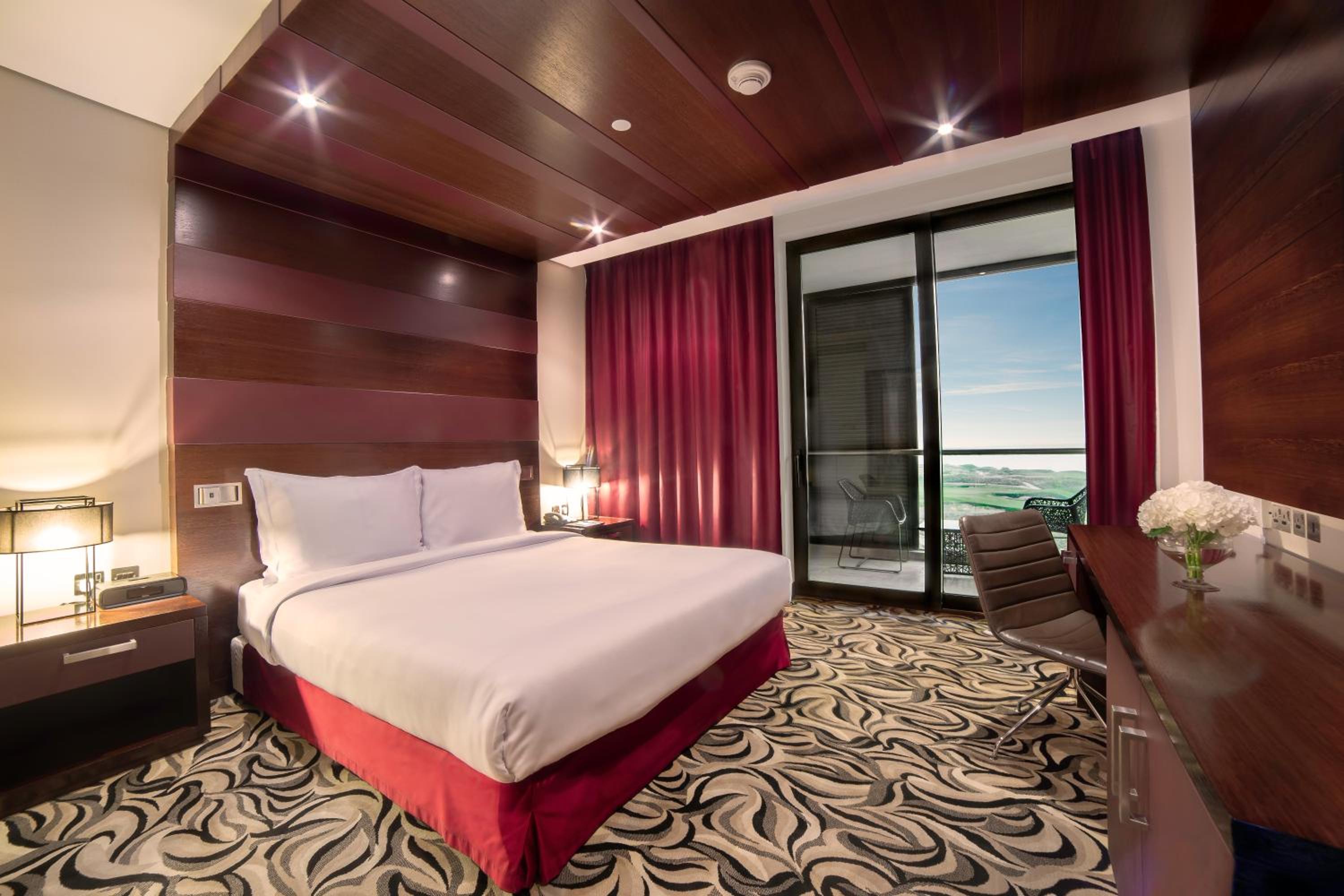 Yas Plaza Mangroves by IHG