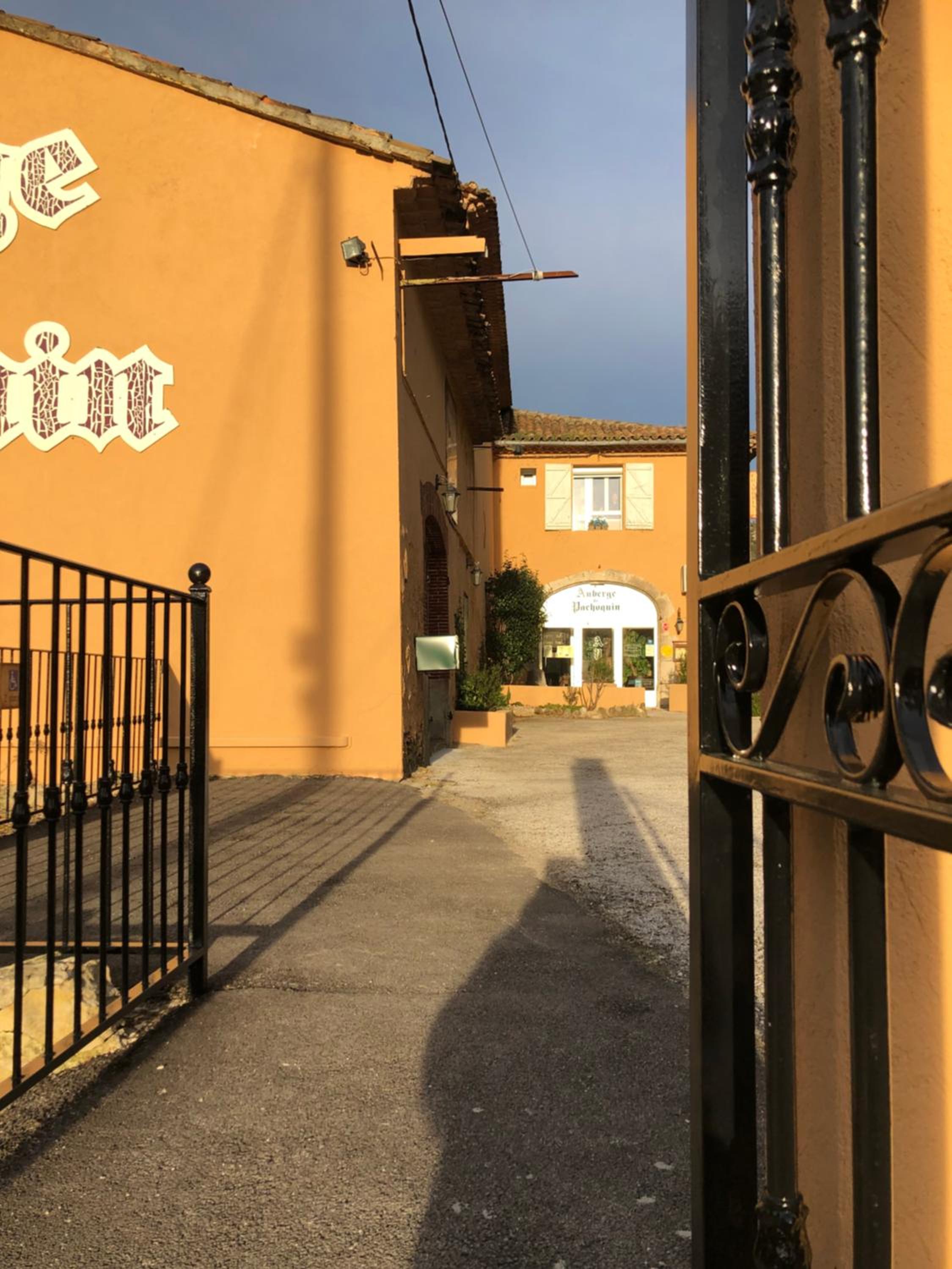 restaurant