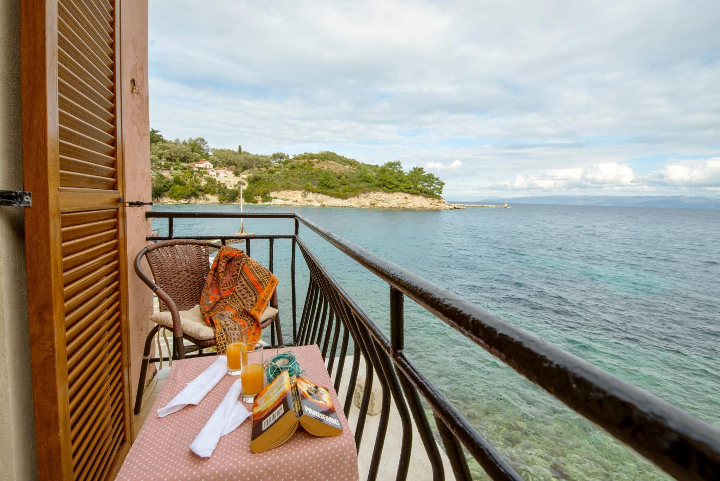 Mermaid cottage view 3