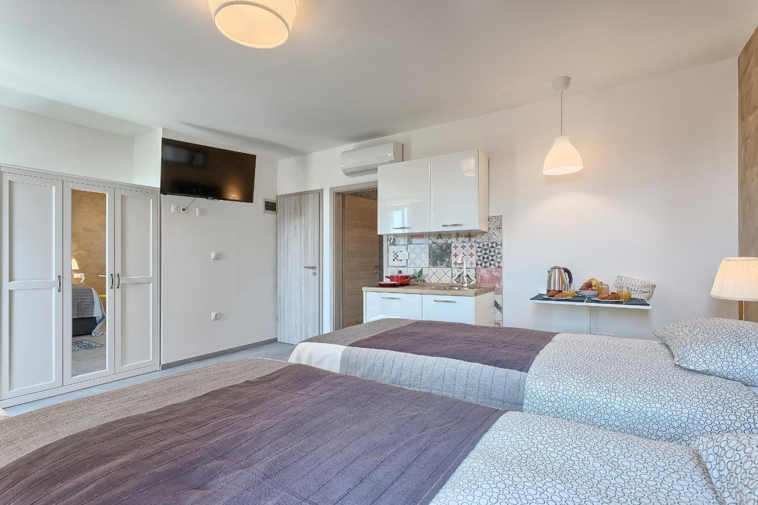 Luxury flats in city centre view 4