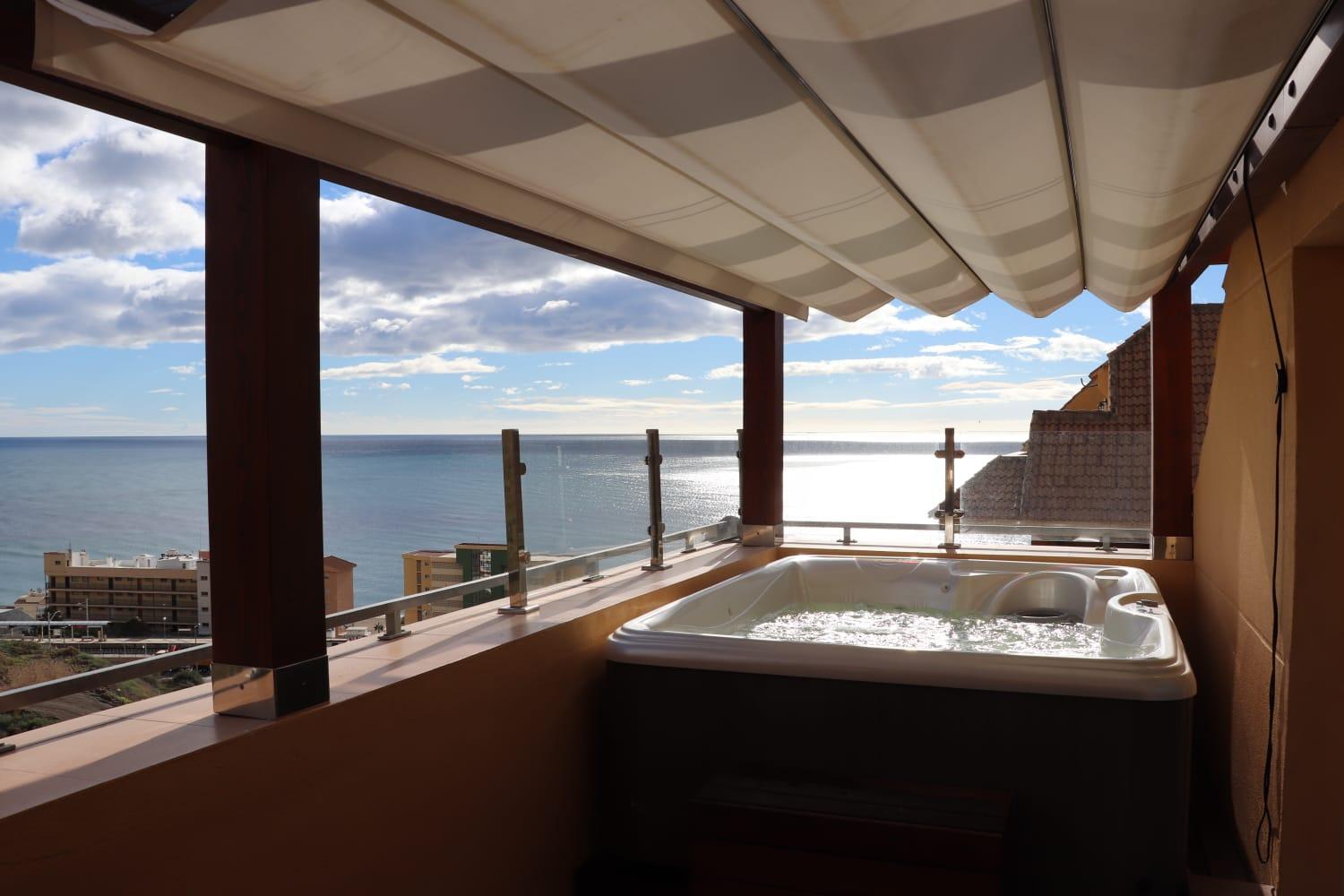 Carvajal Luxury Apartments - Free Parking view 3