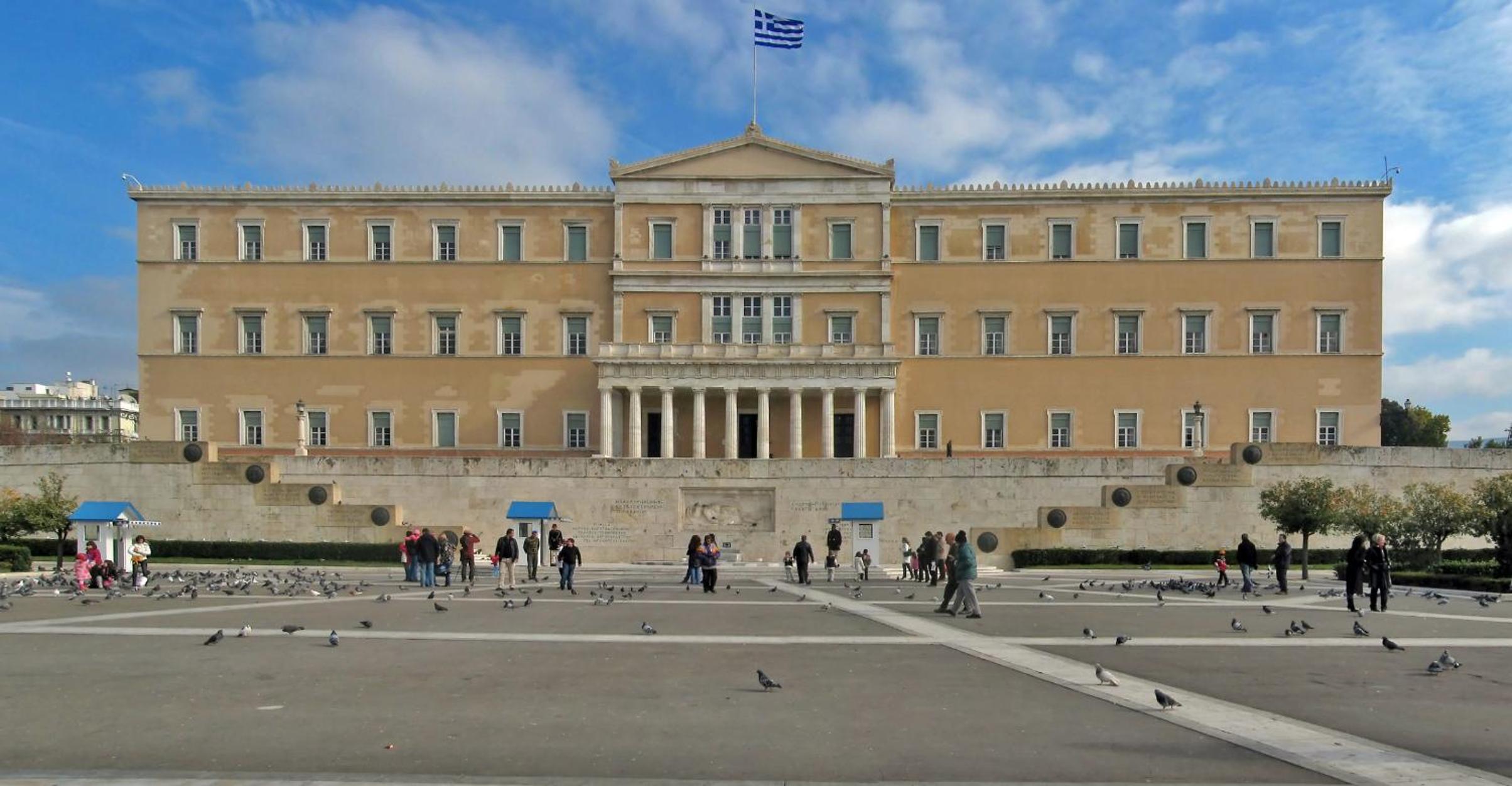 Athens Cosy Gem - Elegant 2BR Residence - 10 min to Acropolis by subway