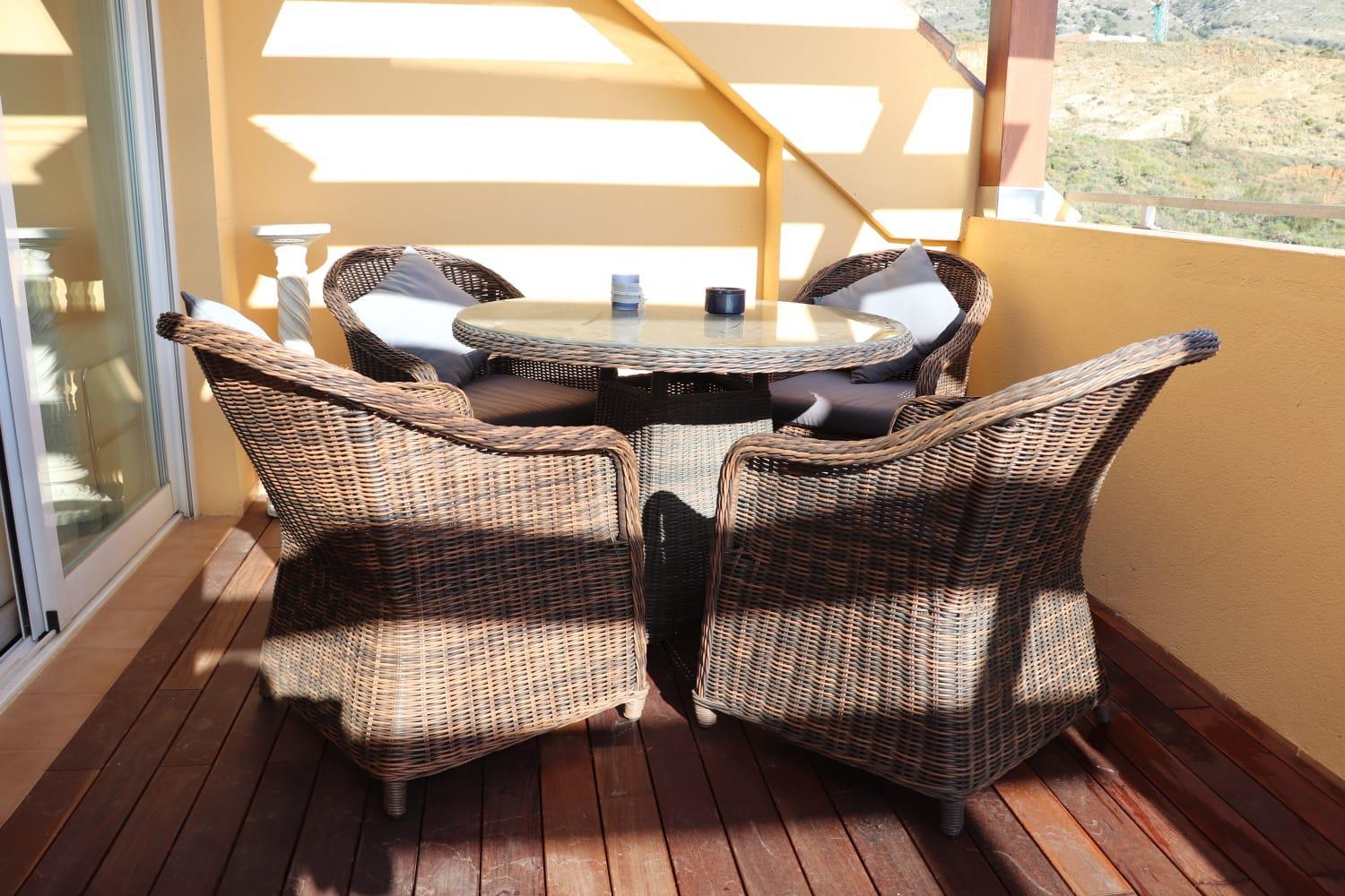 Carvajal Luxury Apartments - Free Parking view 2