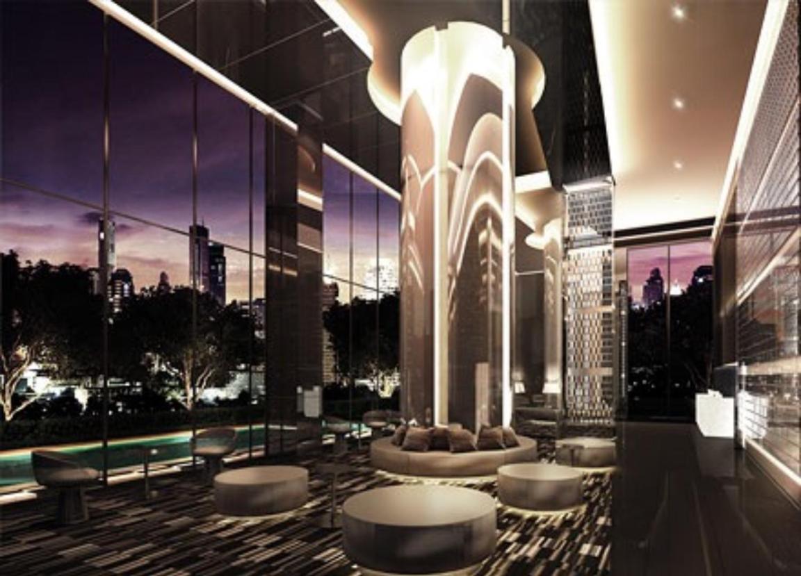 Luxury Apartment near Downtown (Pick-up Service)