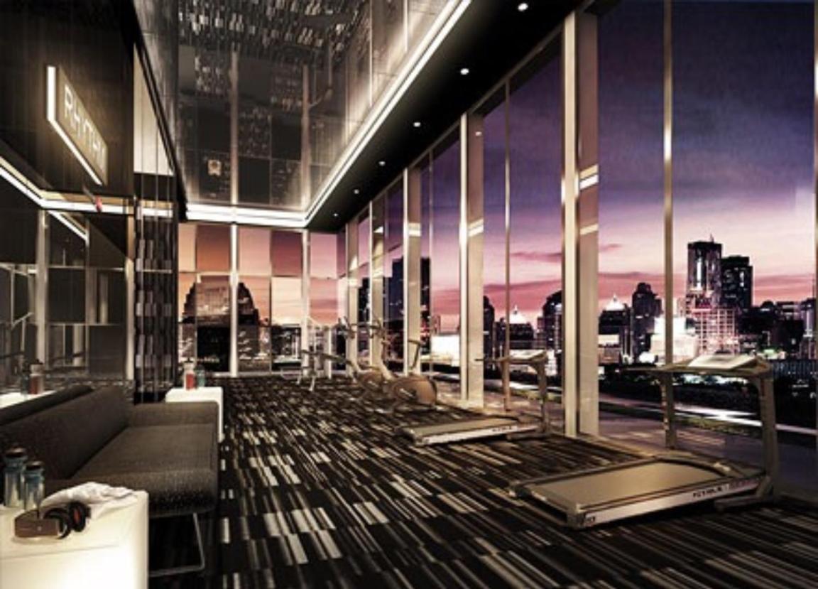 Luxury Apartment near Downtown (Pick-up Service)