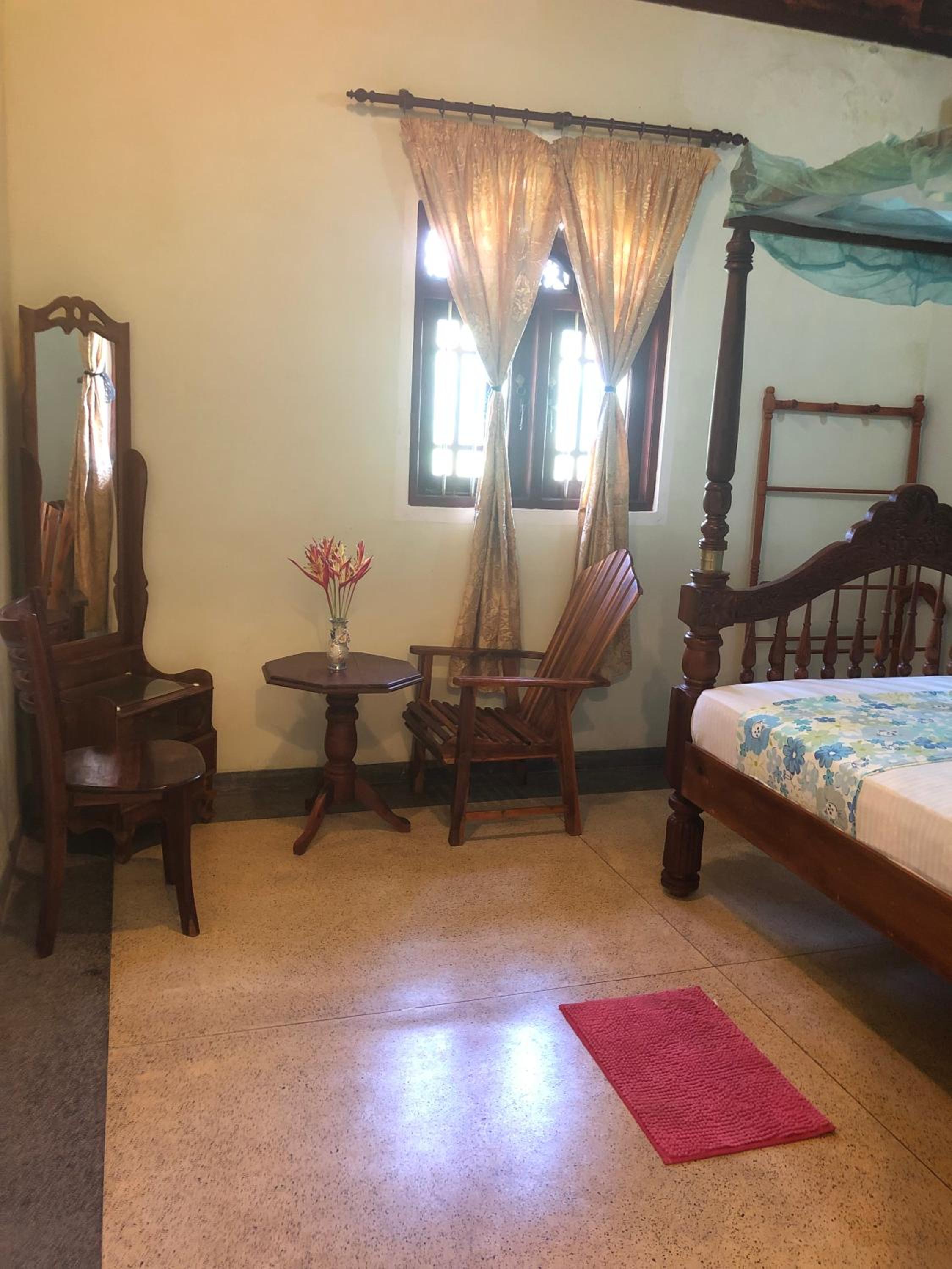 Tiny Royal Palace