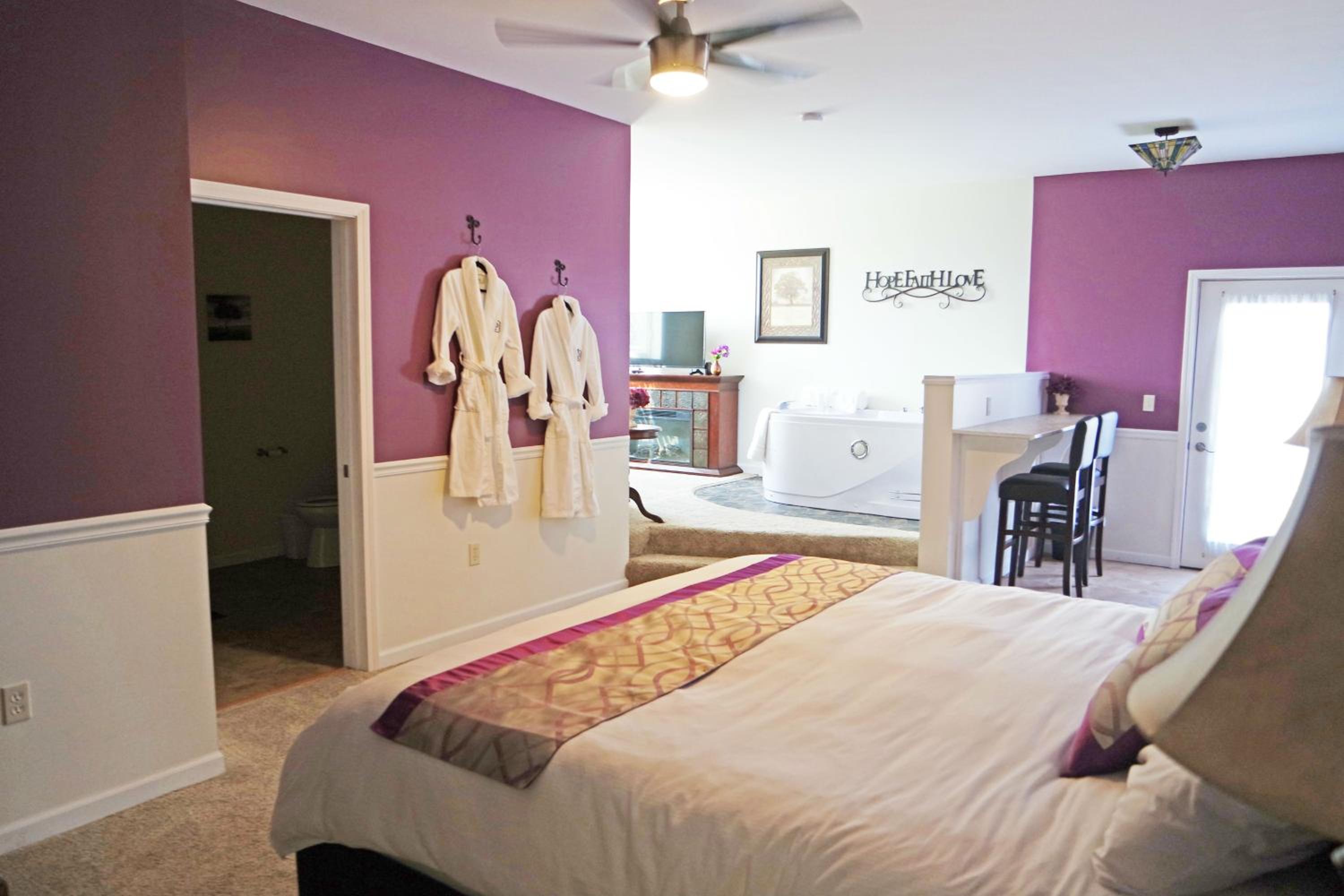 The Inn at Deer Creek Winery - Property Image 15