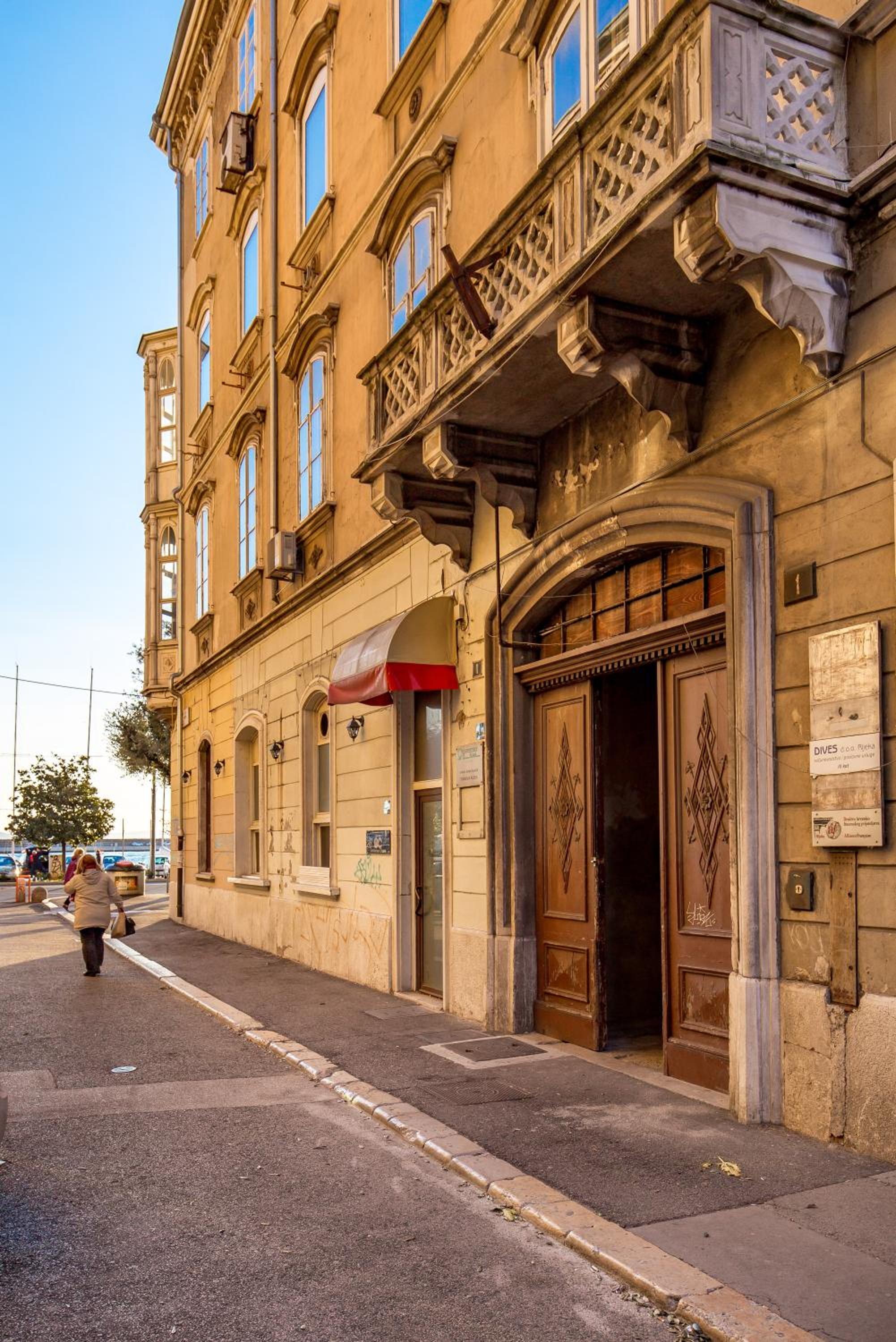 Aquila apartment