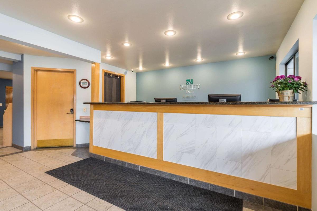 hotel reception