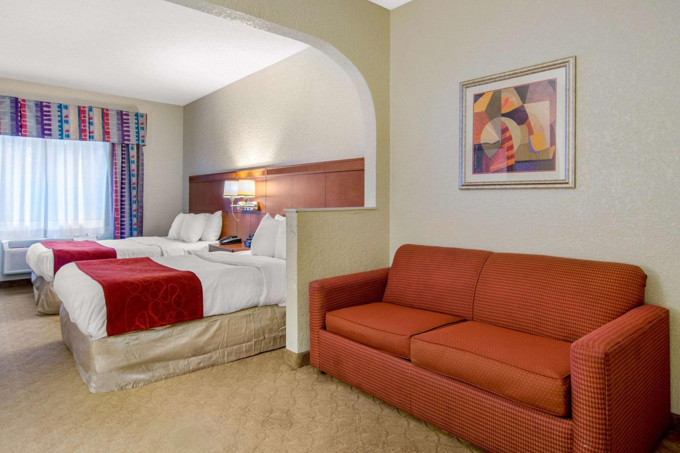 Spark by Hilton Duluth
