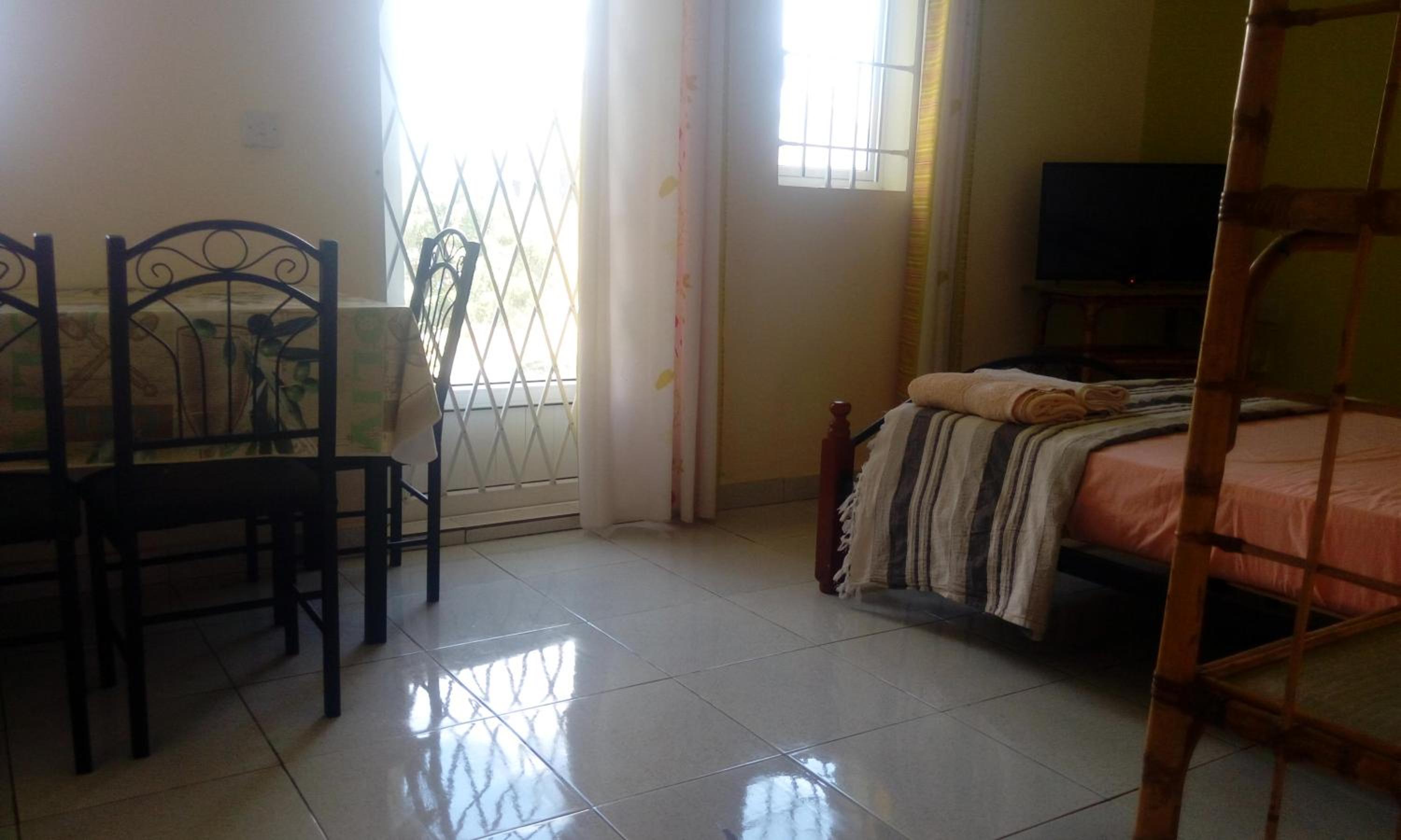 Chetty Tourist Residence