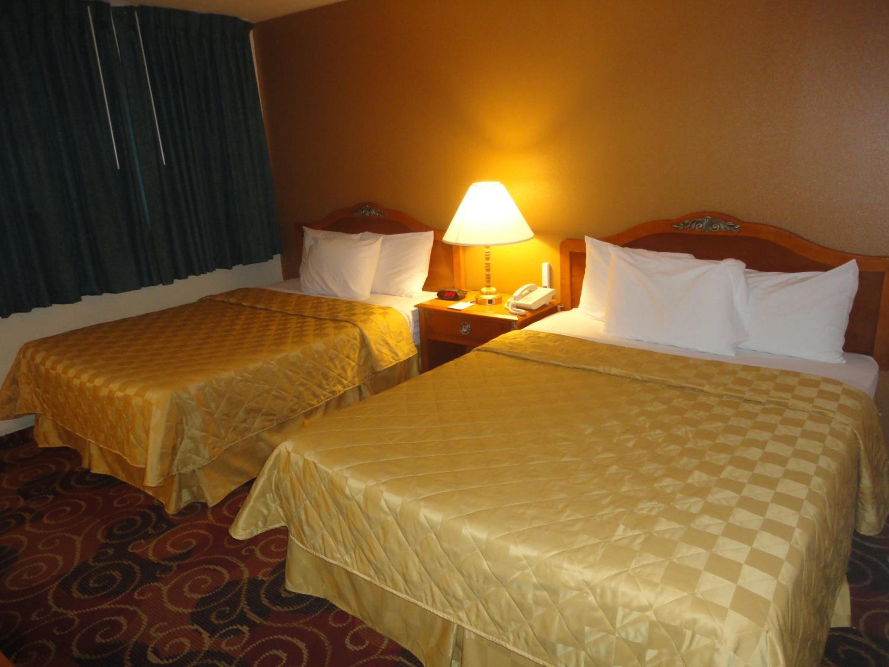 Destin Vacations - Americas Best Value Inn Santa Rosa, New Mexico - Property Image 7
