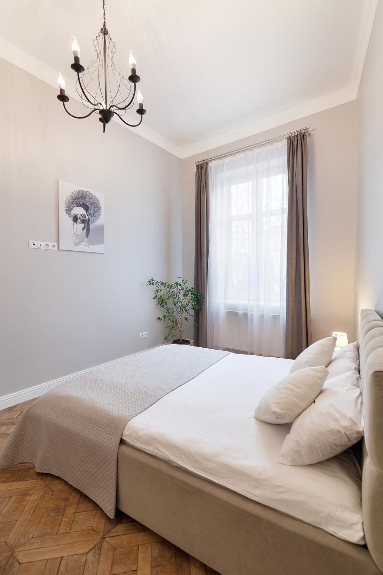 Chopin Apartment in the center of Lviv view 5