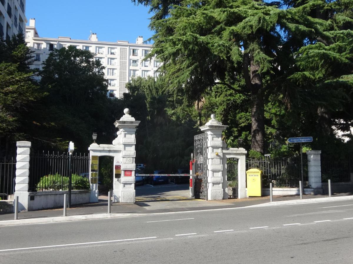 LES GRANDS CEDRES C1 7 Avenue de Fabron photo 5