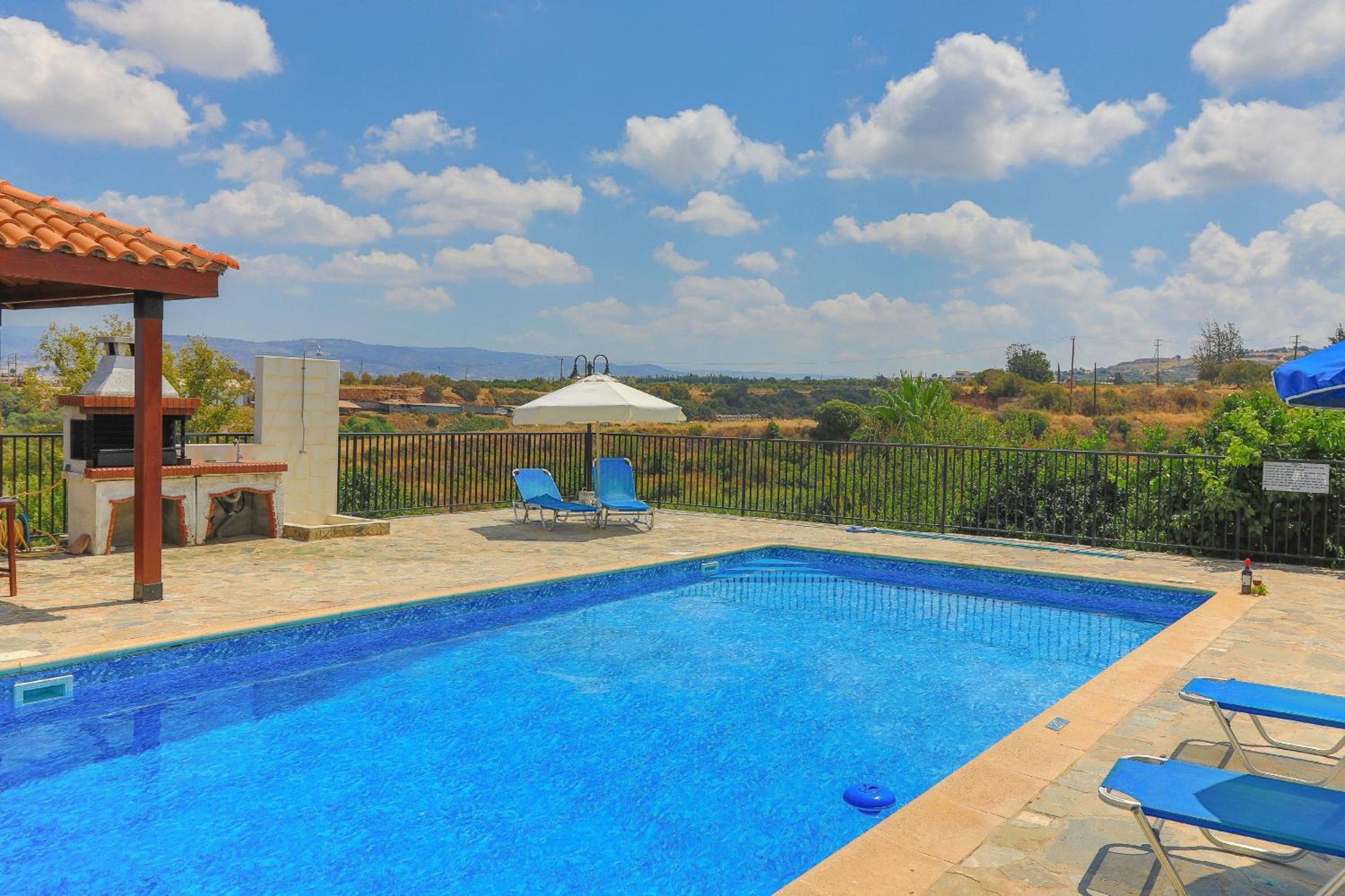 Villa Aphrodite Finiki view 3