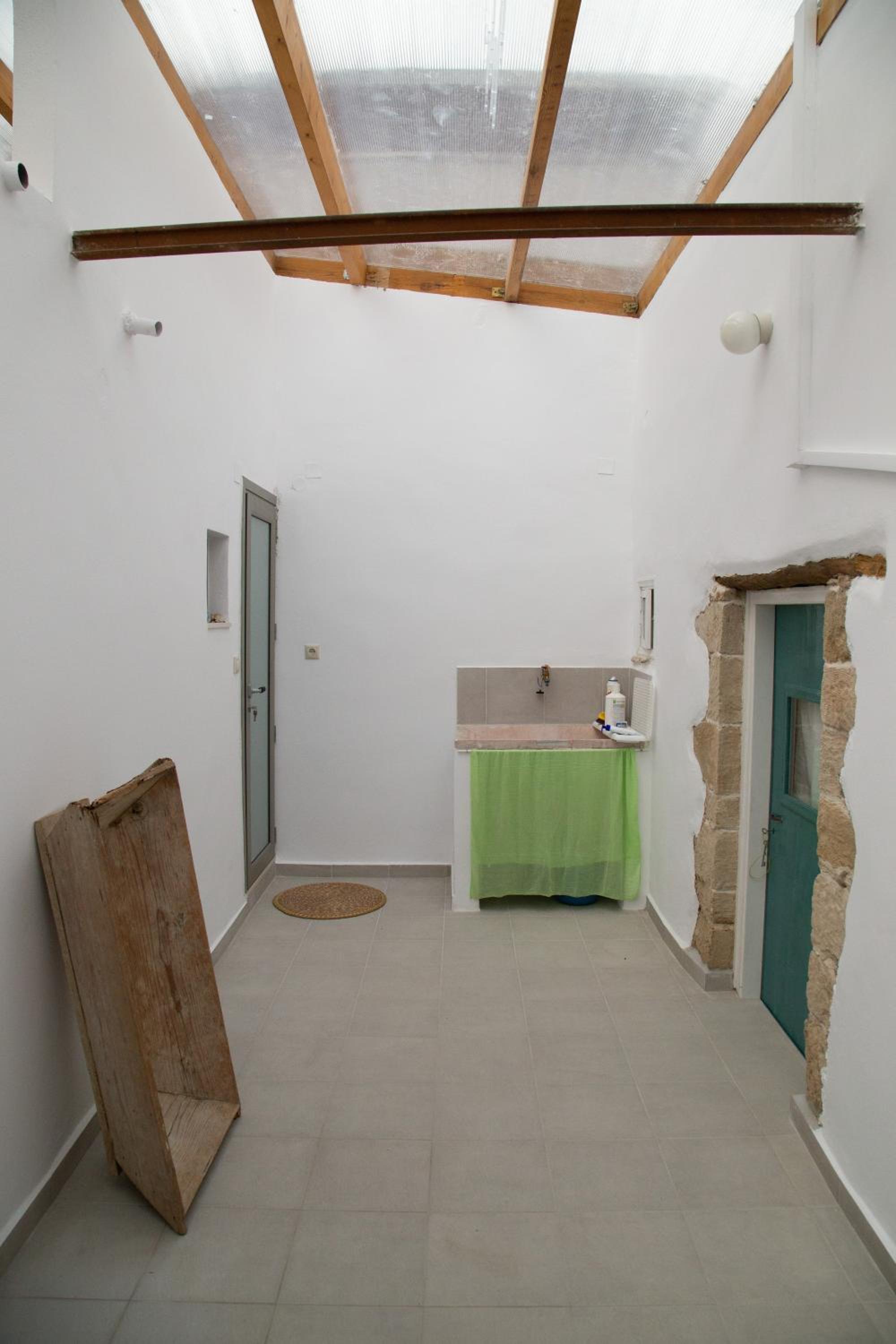 Photo 43