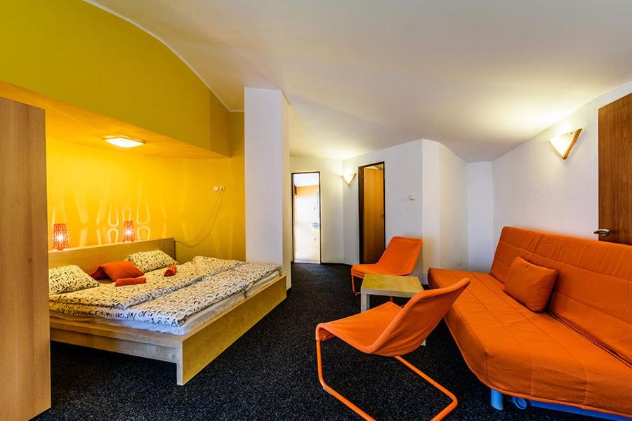 Hostel Příběh