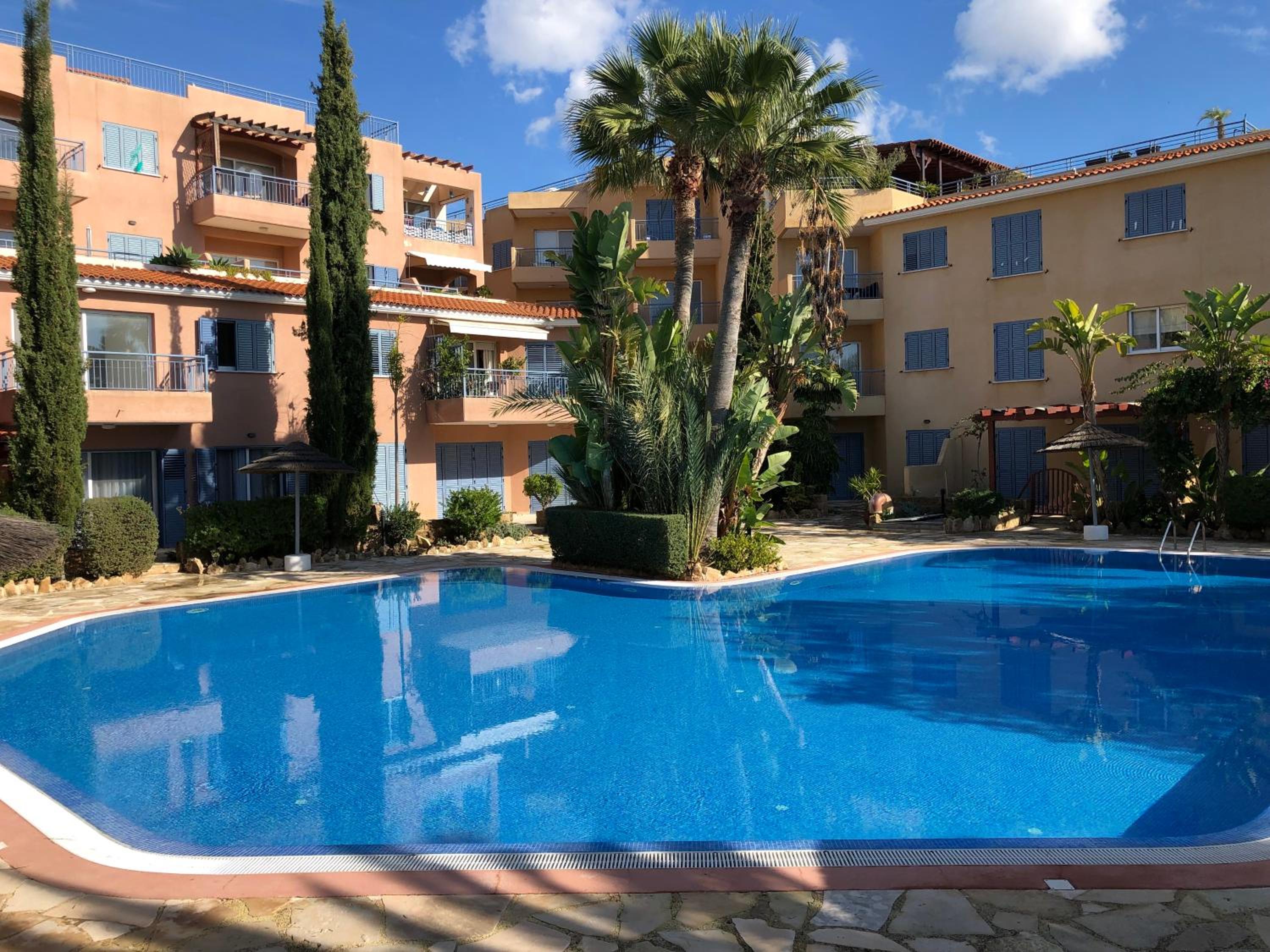 Schönes 3 Zimmer Apartment, Meerblick, Pool, freies WLan
