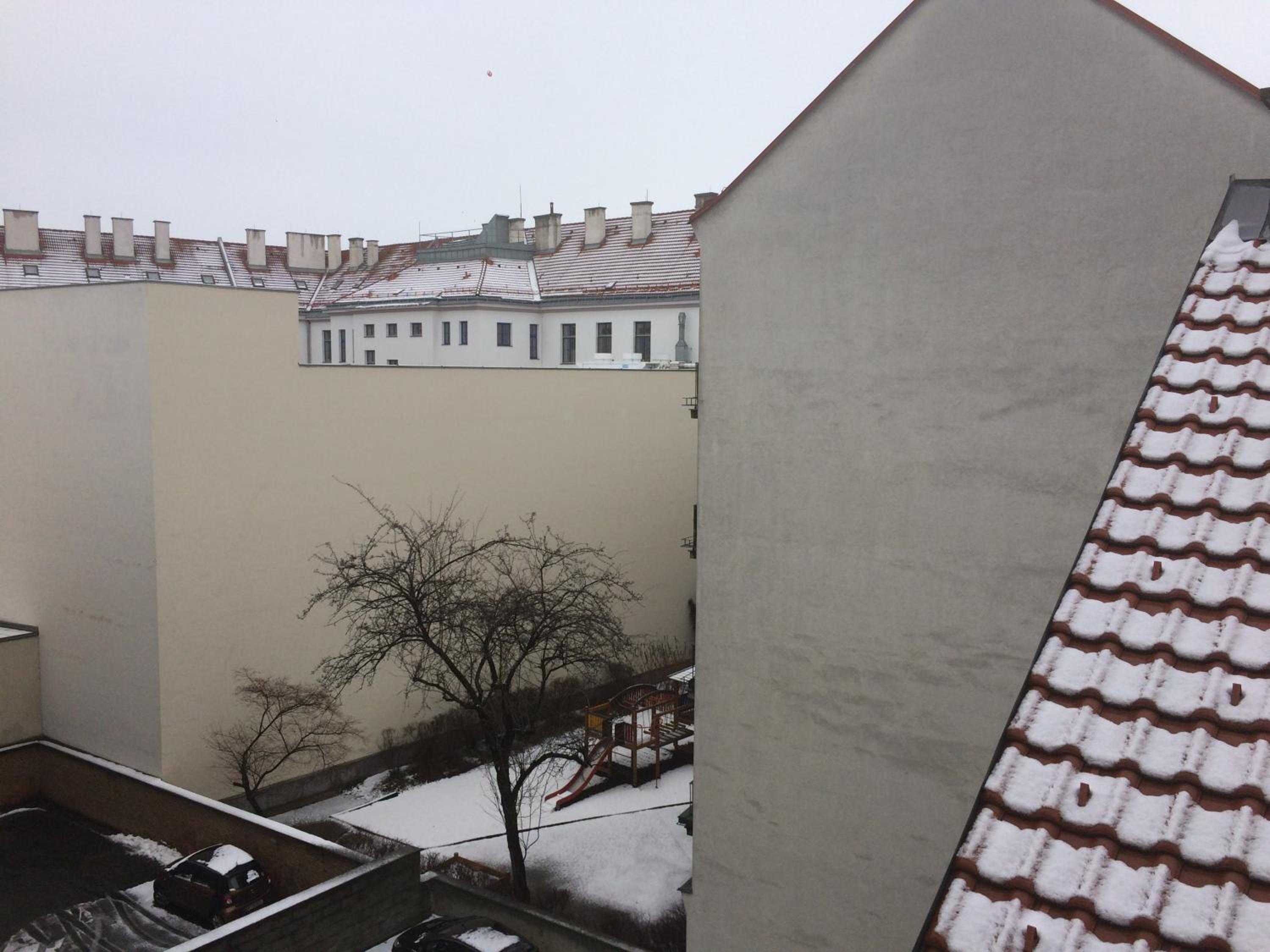 Nice Private Room in Wien Center