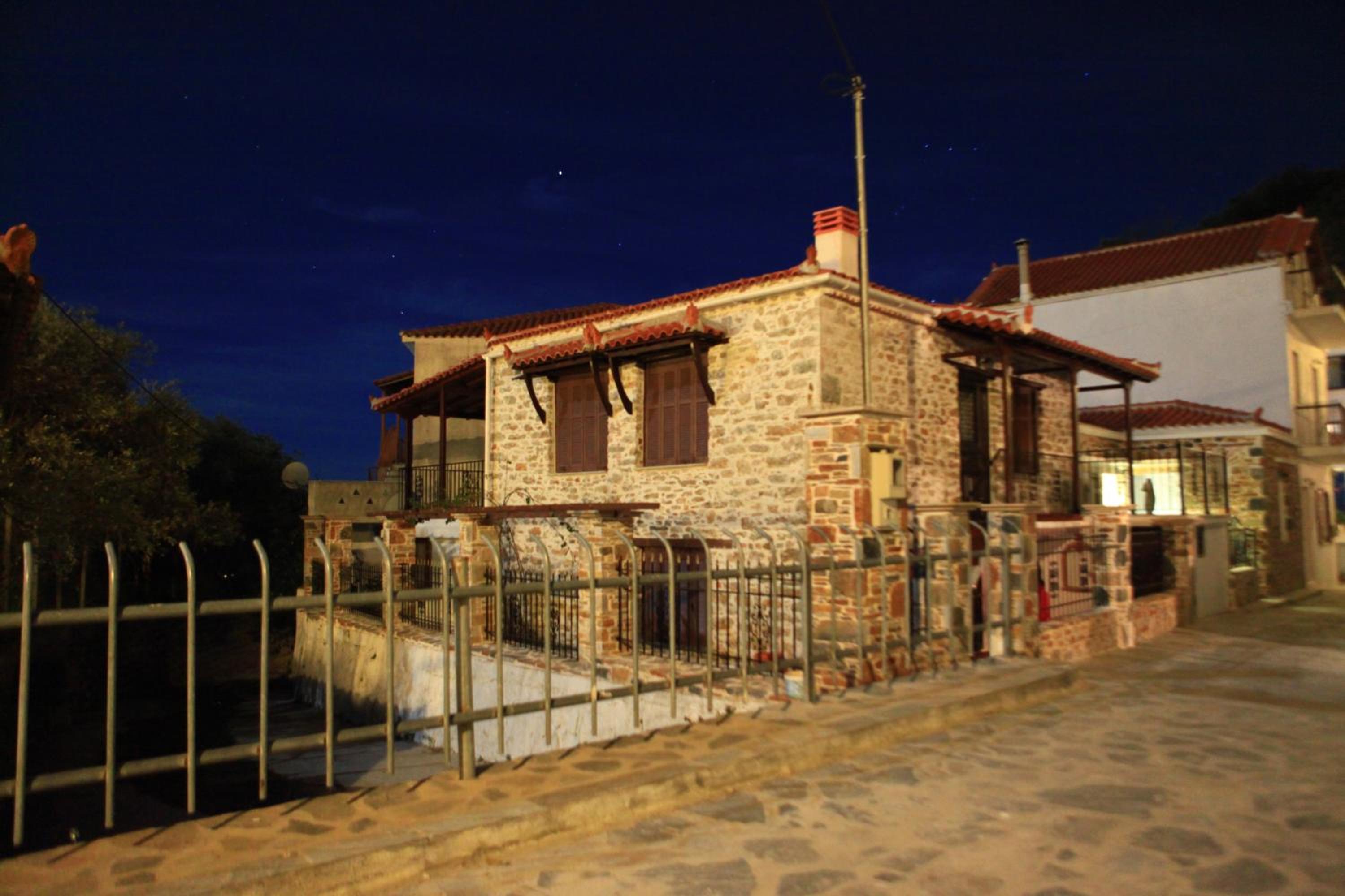 Photo 18