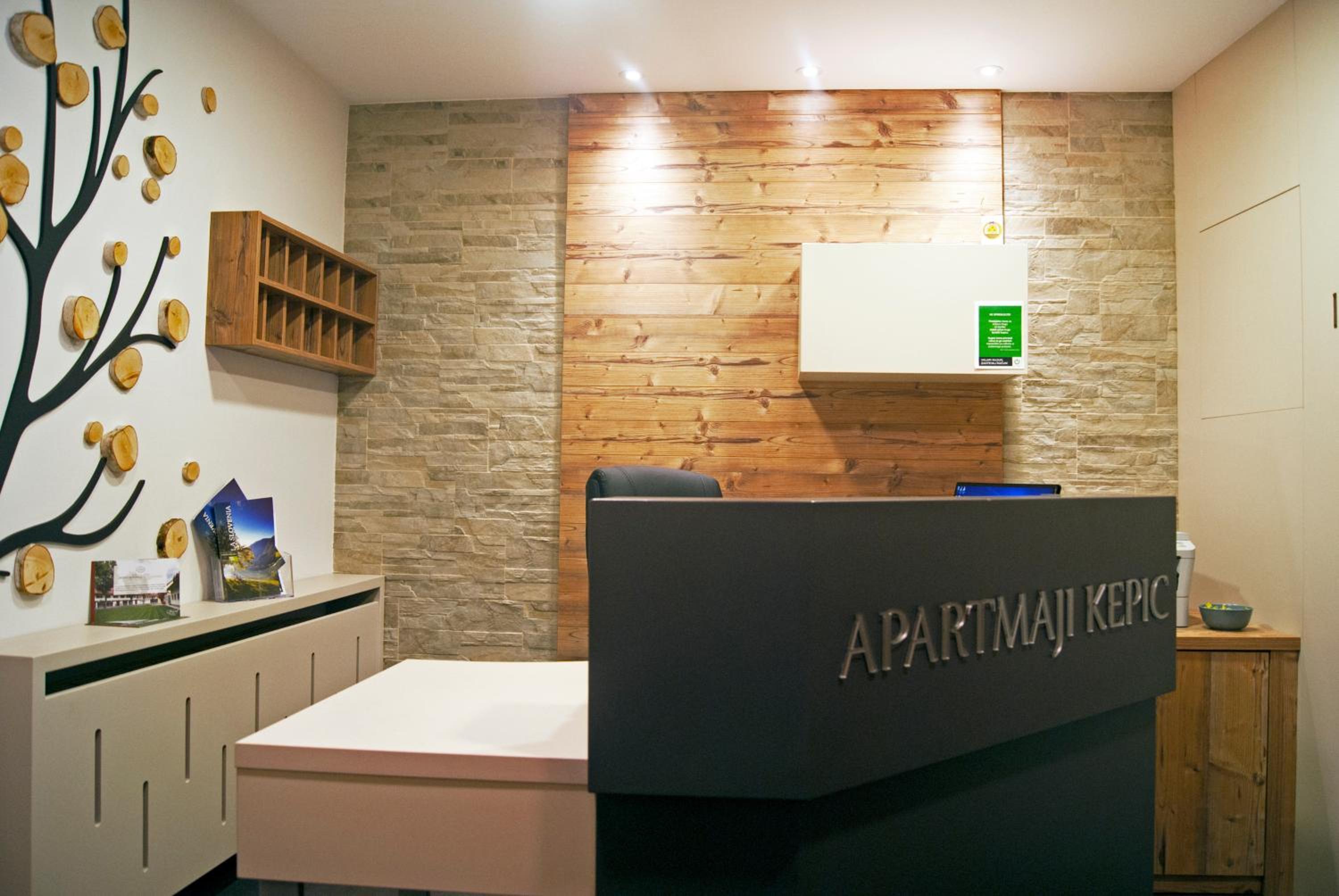 Rooms & Apartments Kepic, AIRPORT accomodation