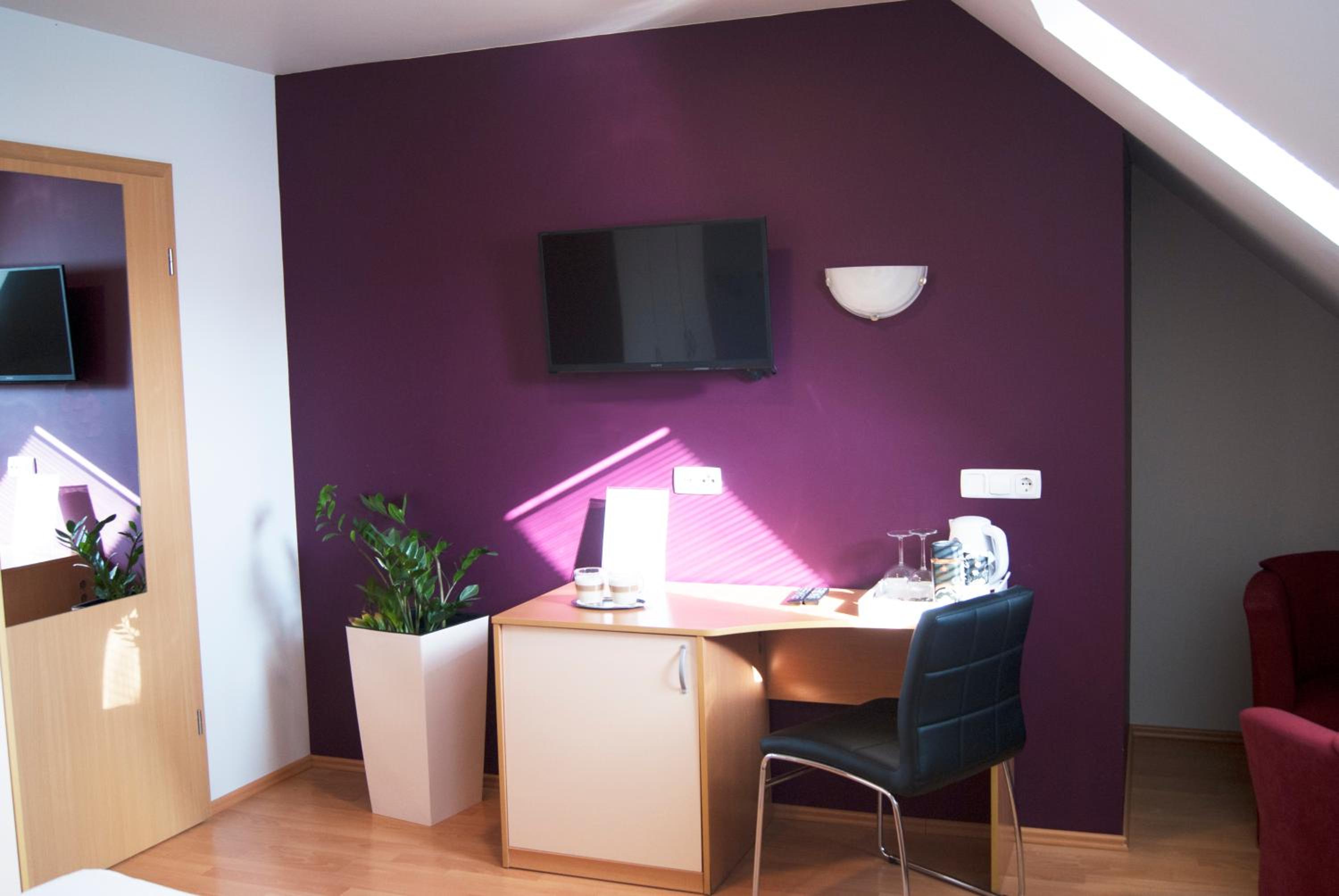 Rooms & Apartments Kepic, AIRPORT accomodation