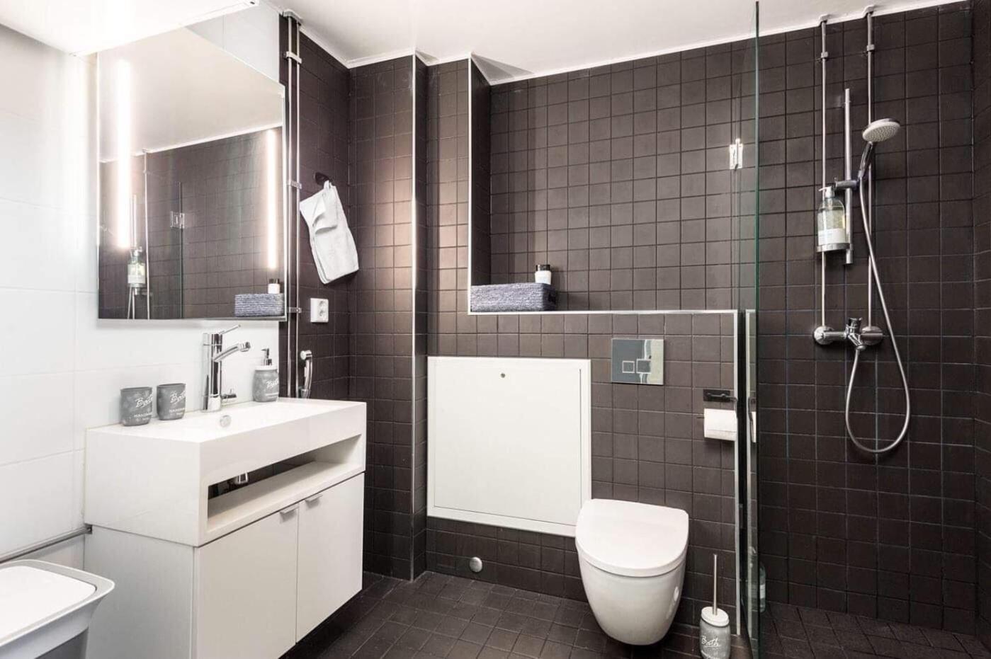 Apartments with free parking