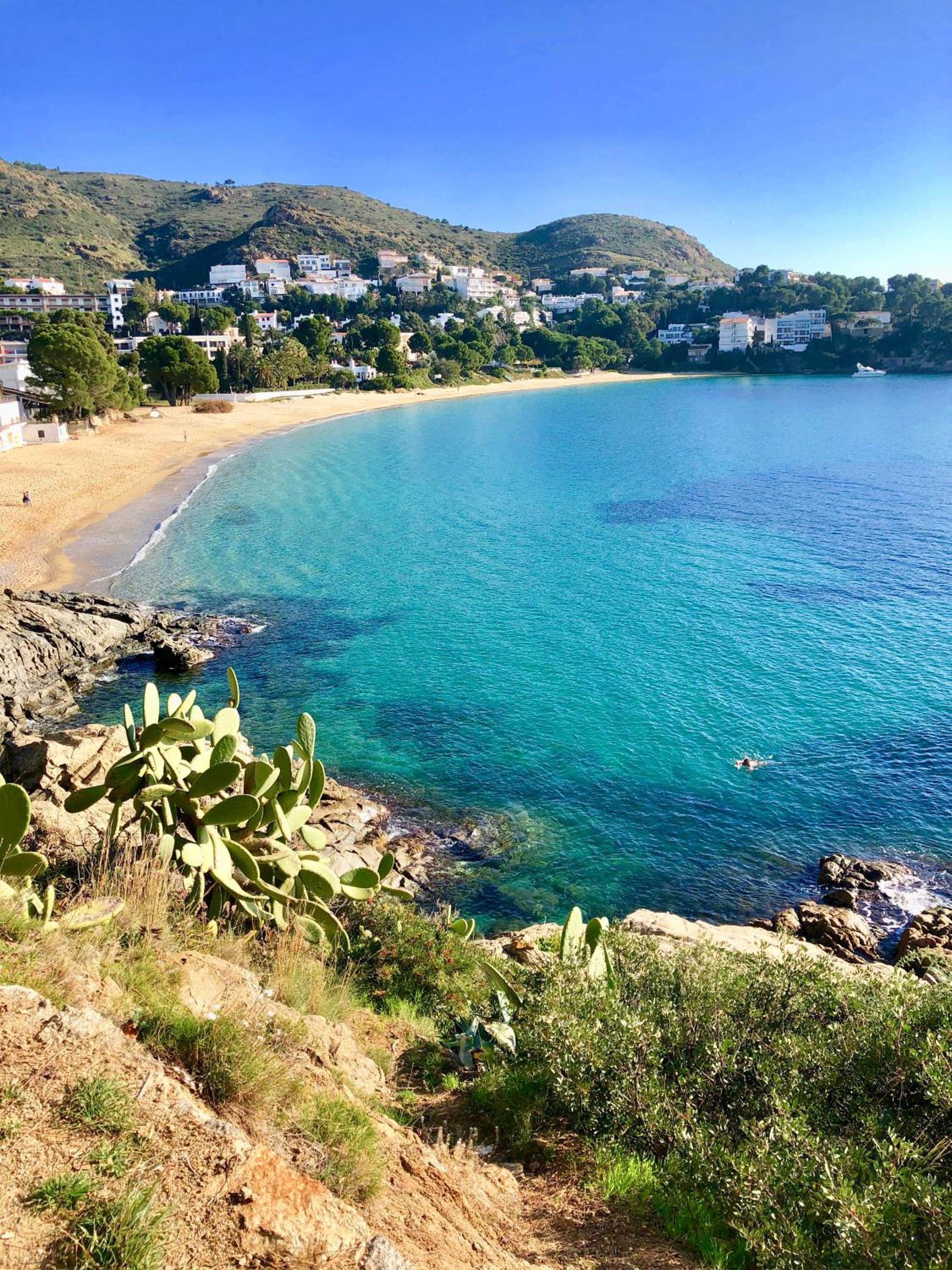 Almadrava Beach