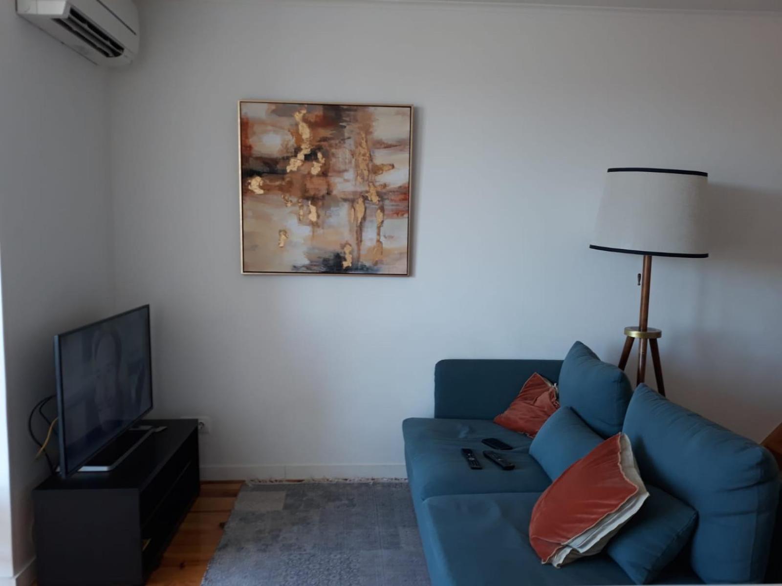 3 BR Penthouse with A/C and Private Terrace view 5