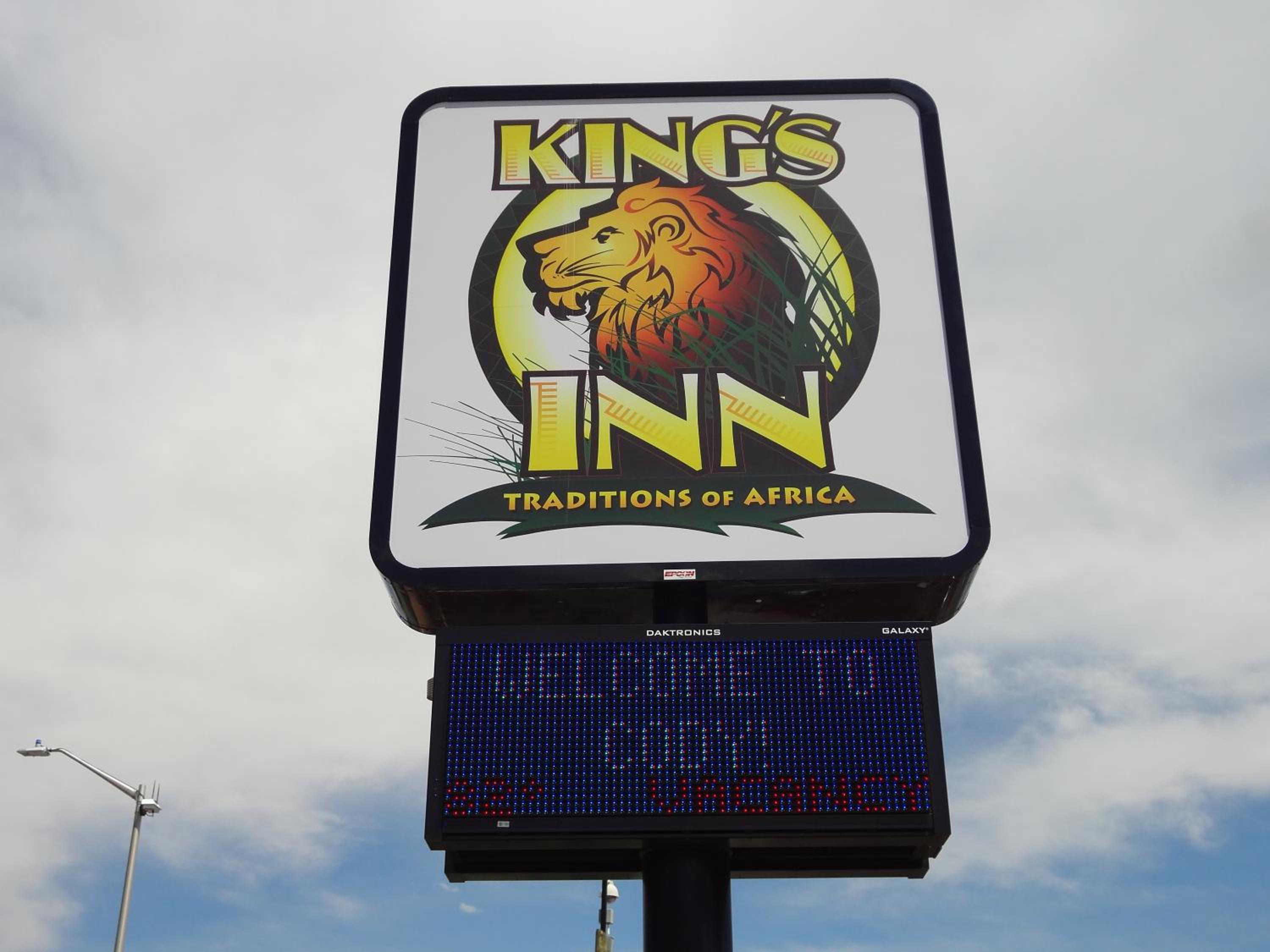 Cody Vacations - Kings Inn Cody - Property Image 1