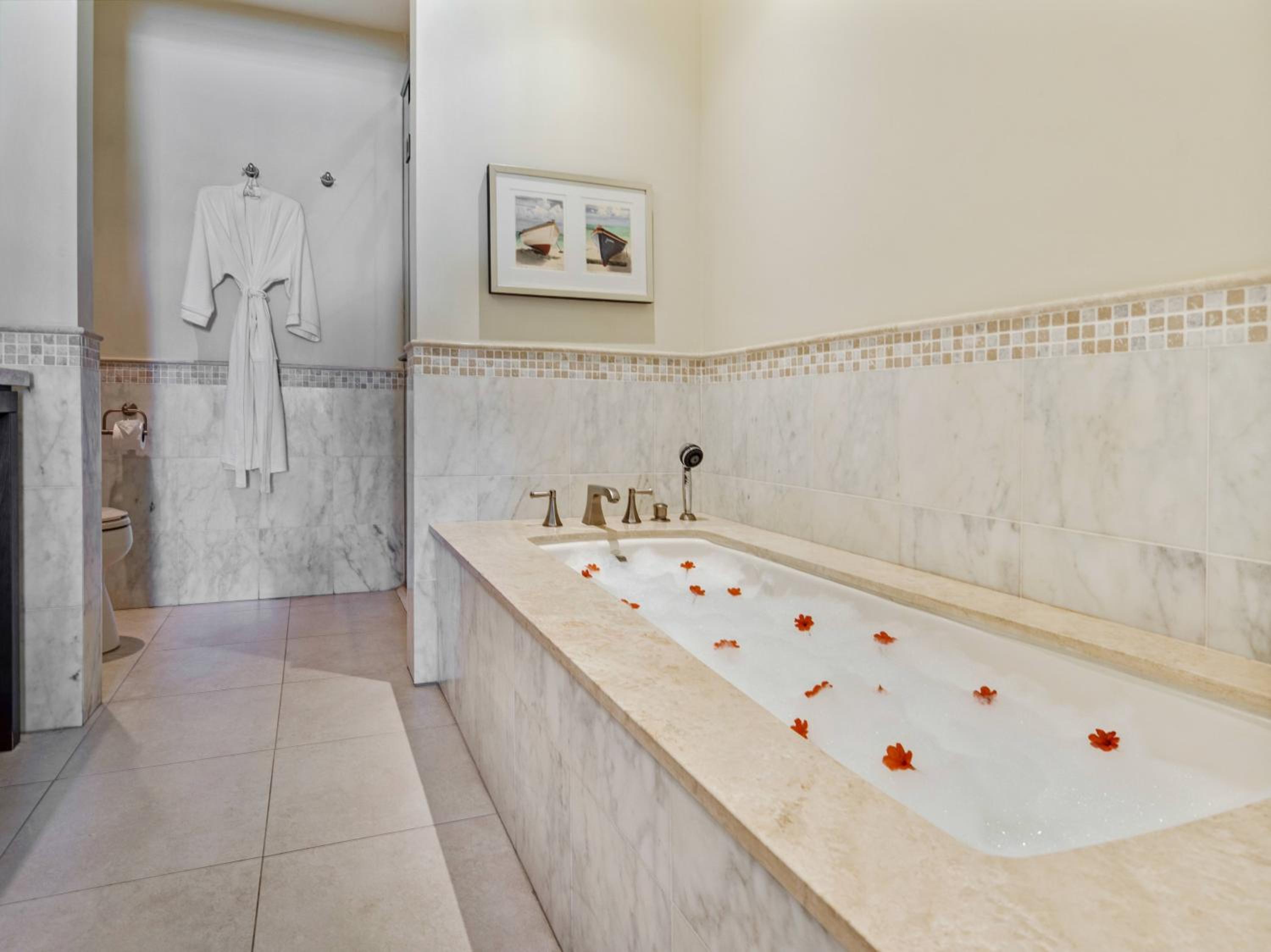 The Landings Resort and Spa - All Suites - Photo 28