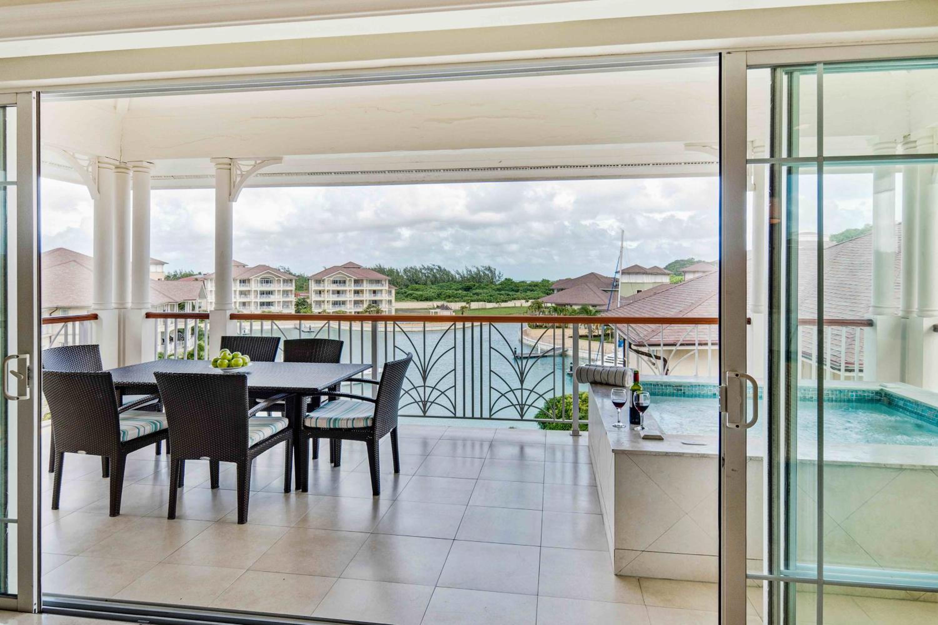 The Landings Resort and Spa - All Suites - Photo 13