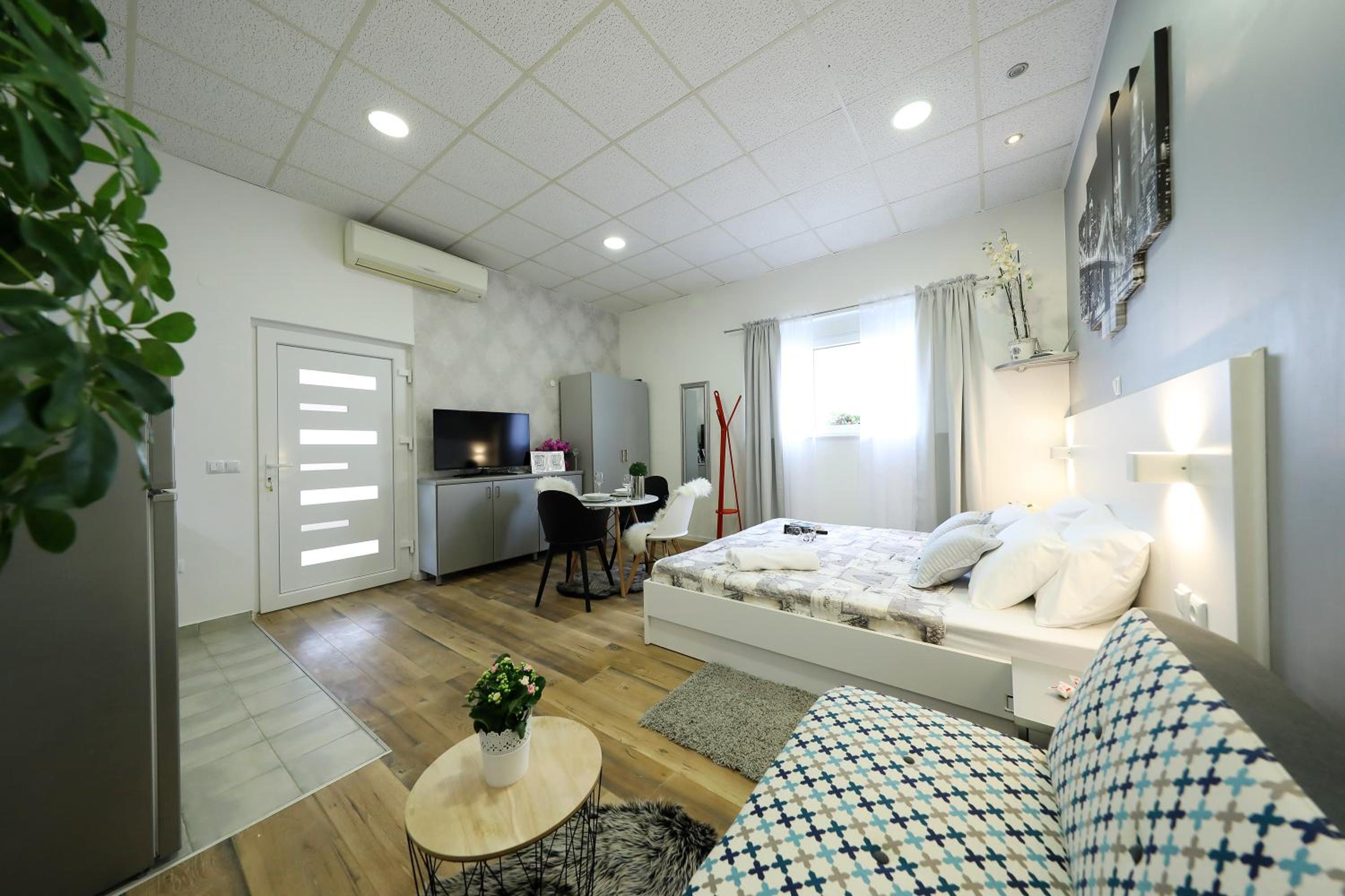 Studio apartman Summer Flower