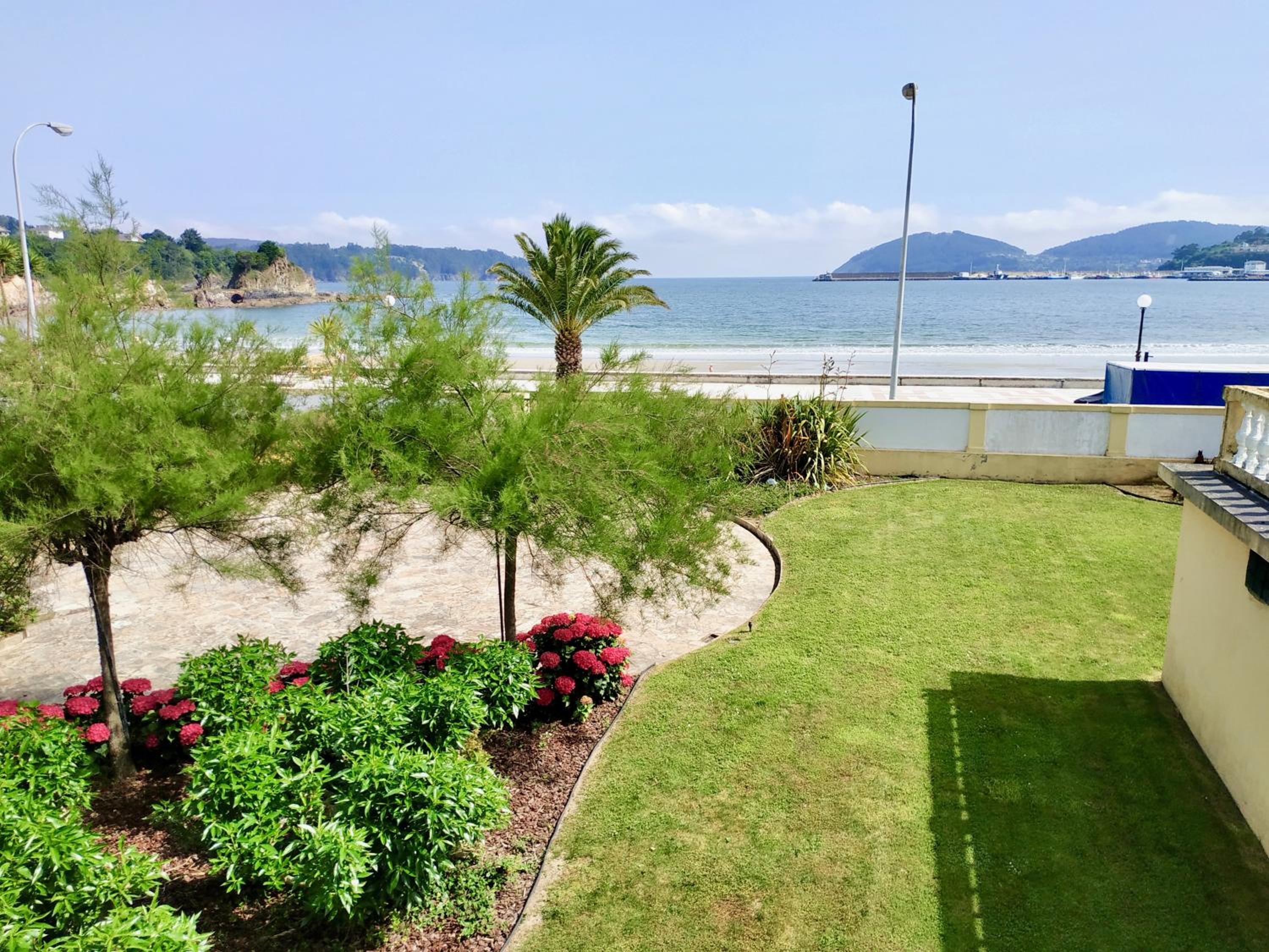Covas Seabreeze Cottage view 2