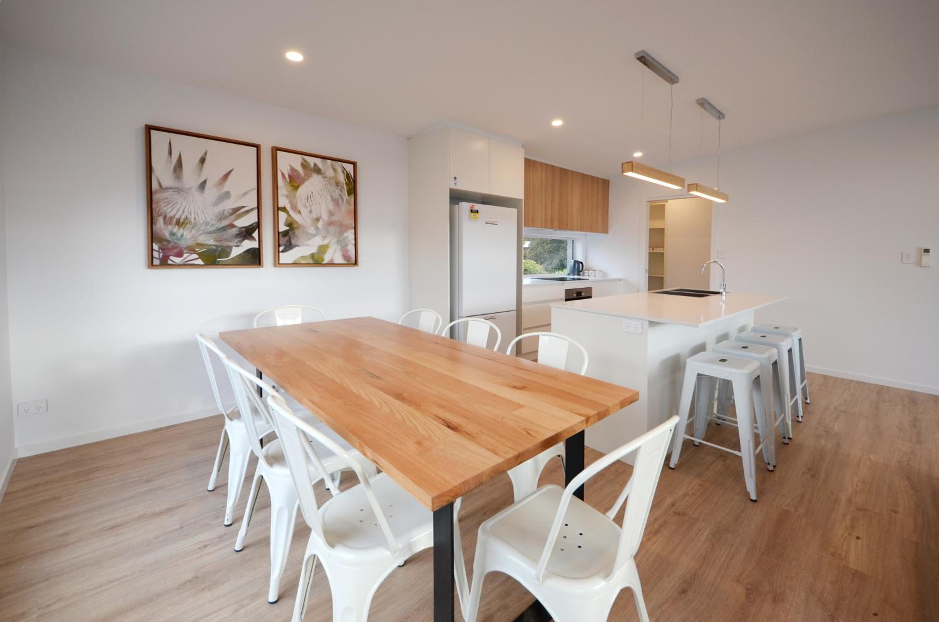 Kangaroo Bay Apartments