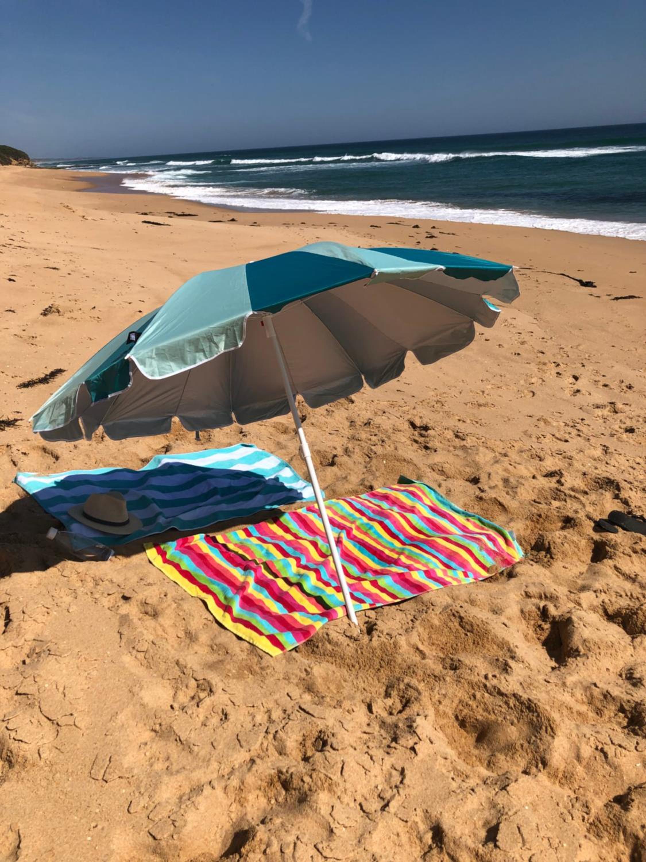 Sinnamon's By The Sea