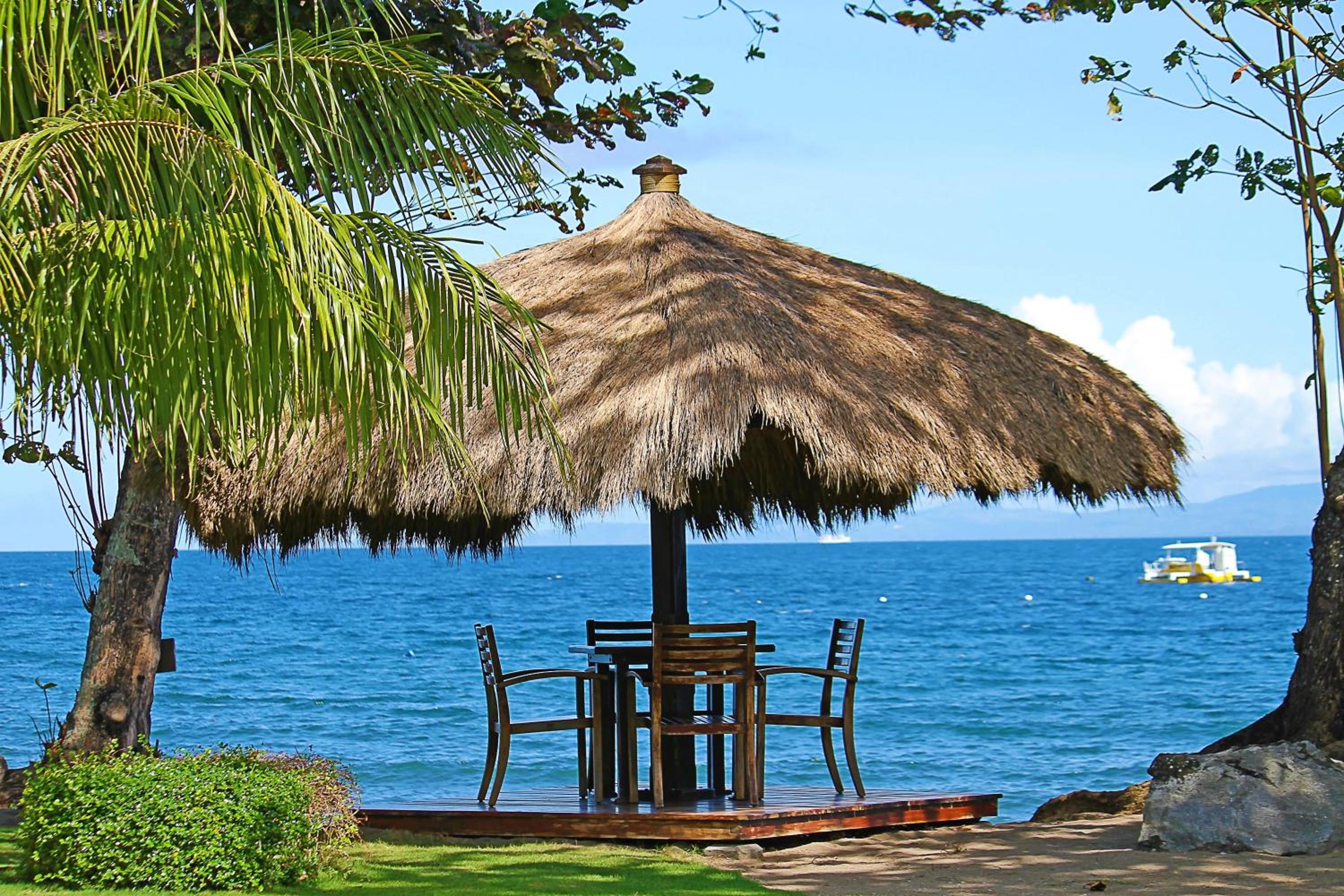 Vida Homes Condo Resort