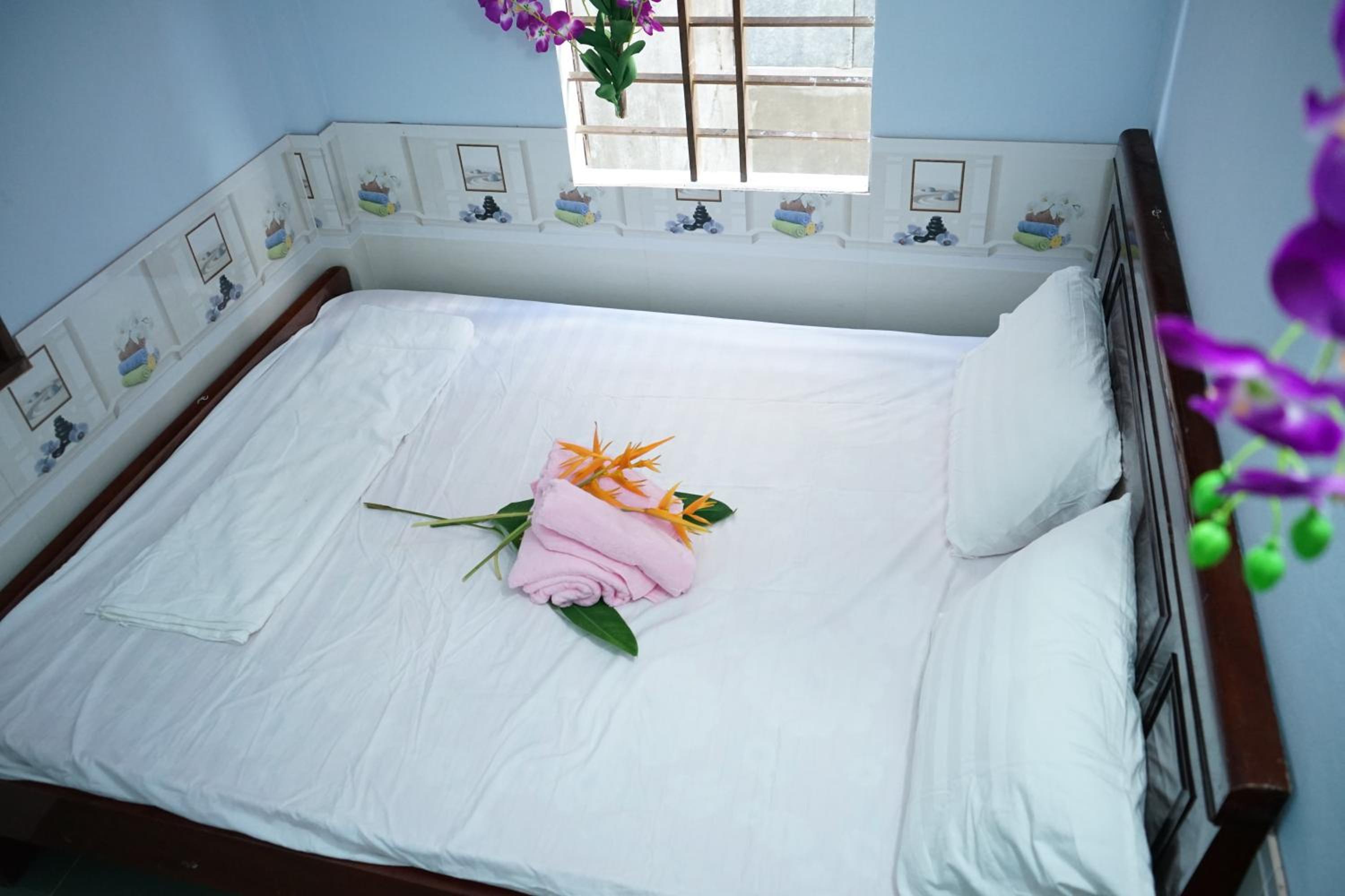 Bai Huong homestay
