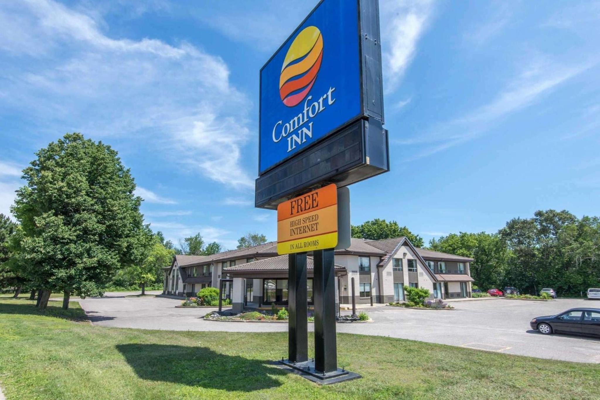 North Bay Vacations - Comfort Inn - Property Image 5